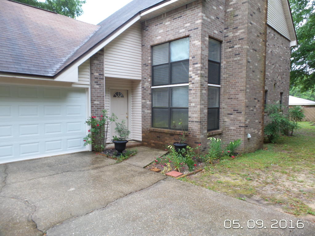 ADAMS POWELL - Residential Lease