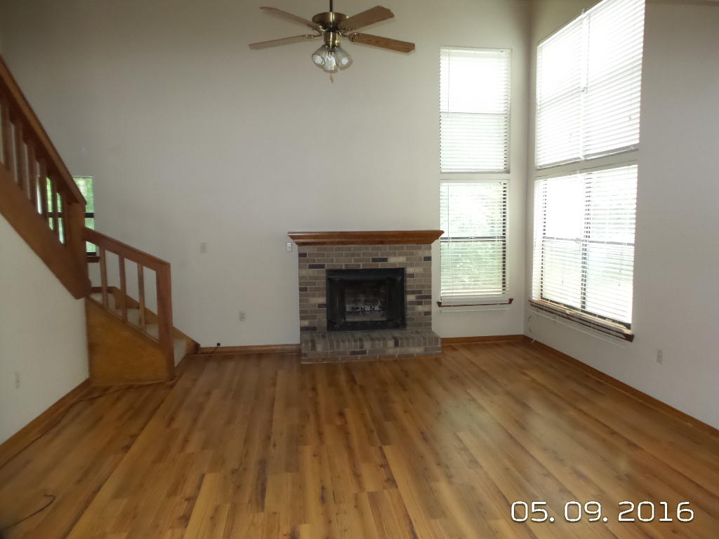 ADAMS POWELL - Residential Lease