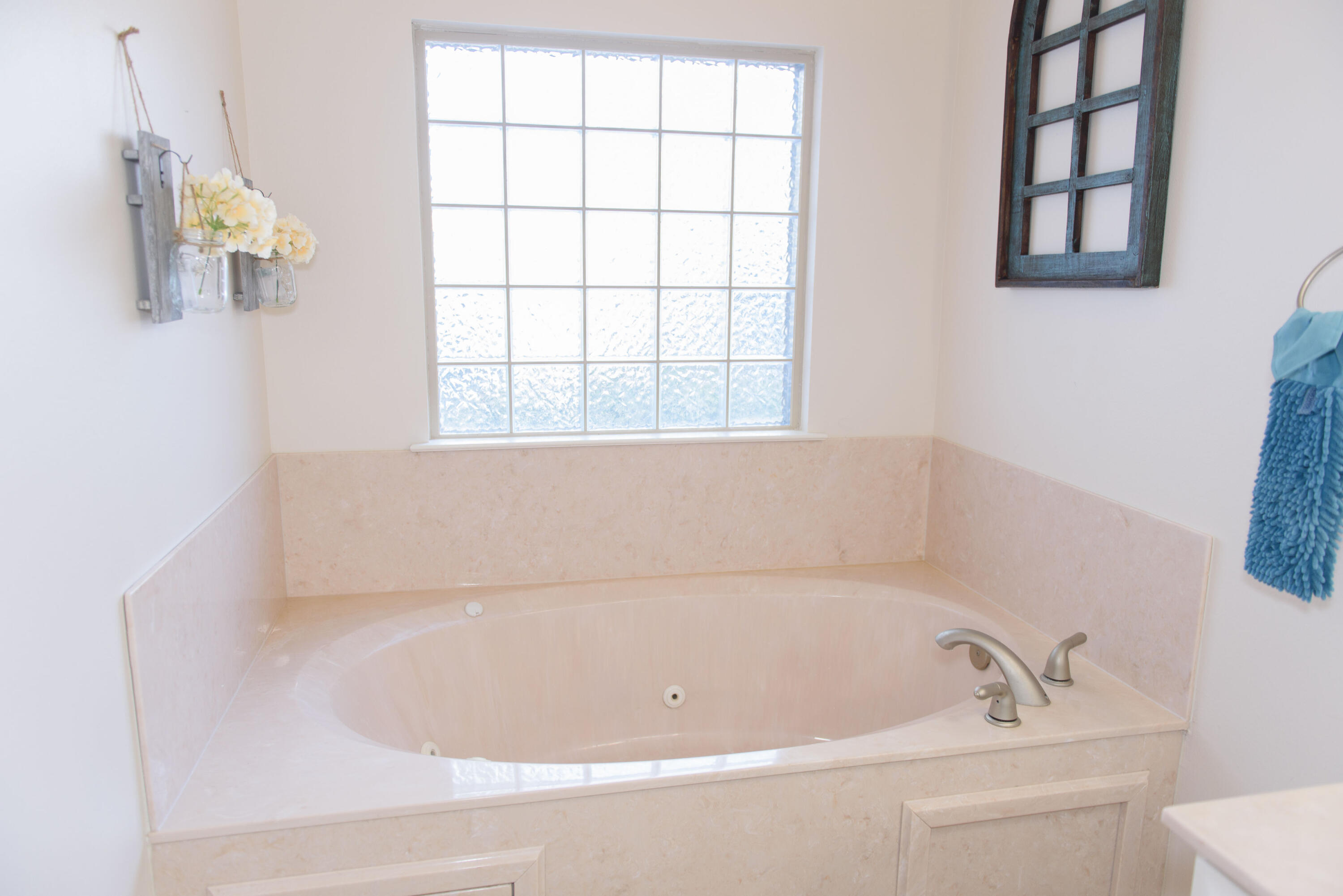 ADAMS POWELL - Residential