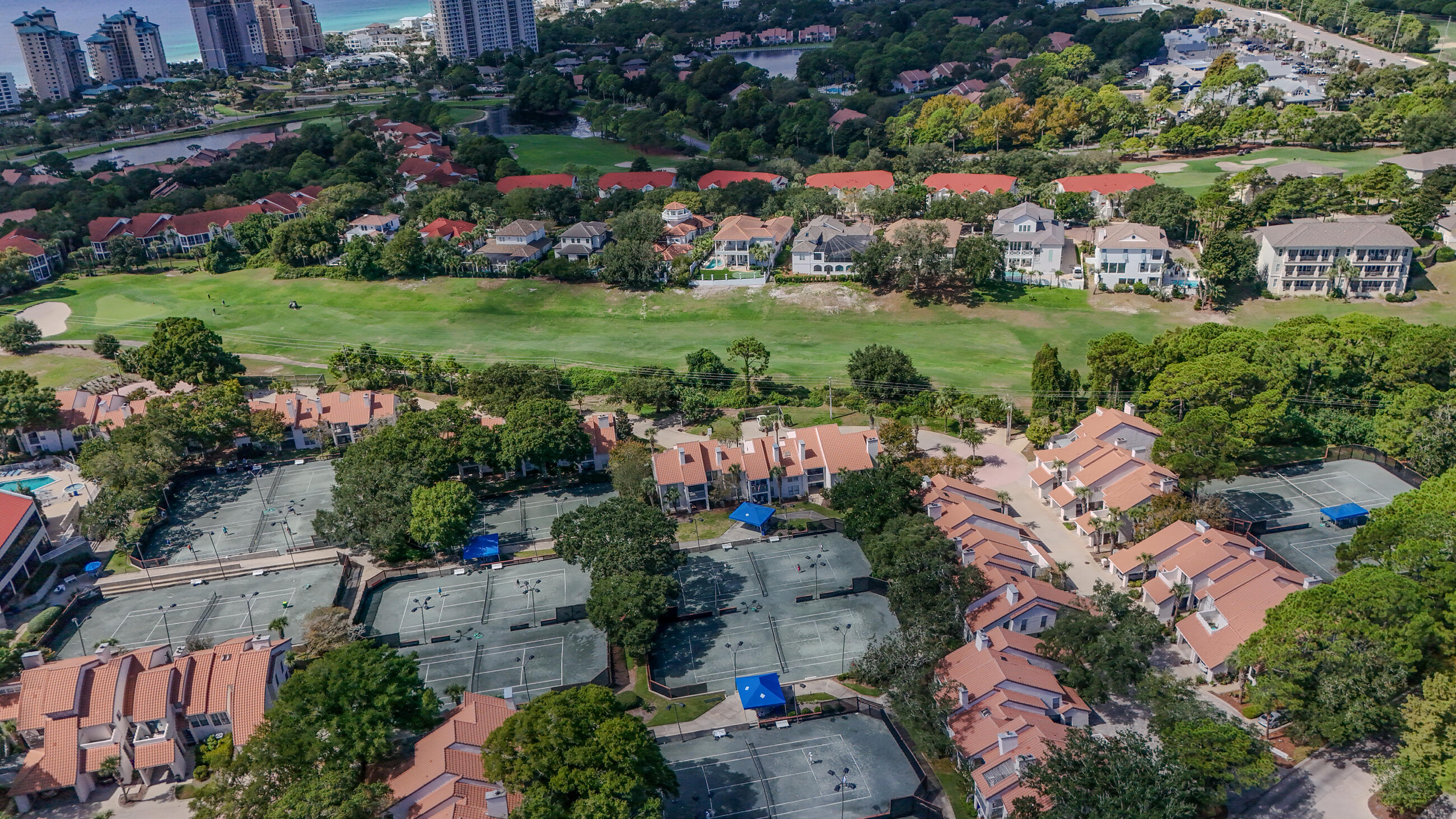 TOPS'L TENNIS VILLAGE - Residential