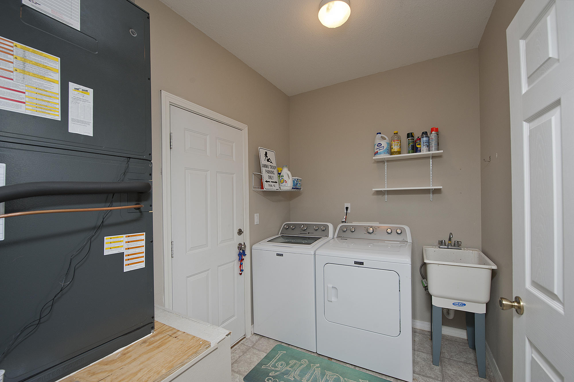 HOLLEY BY THE SEA - Residential