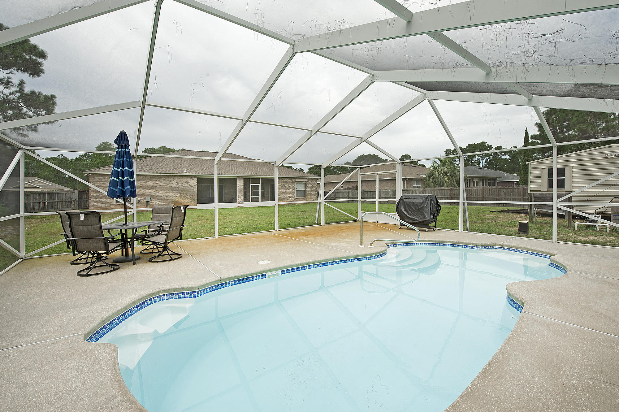 HOLLEY BY THE SEA - Residential