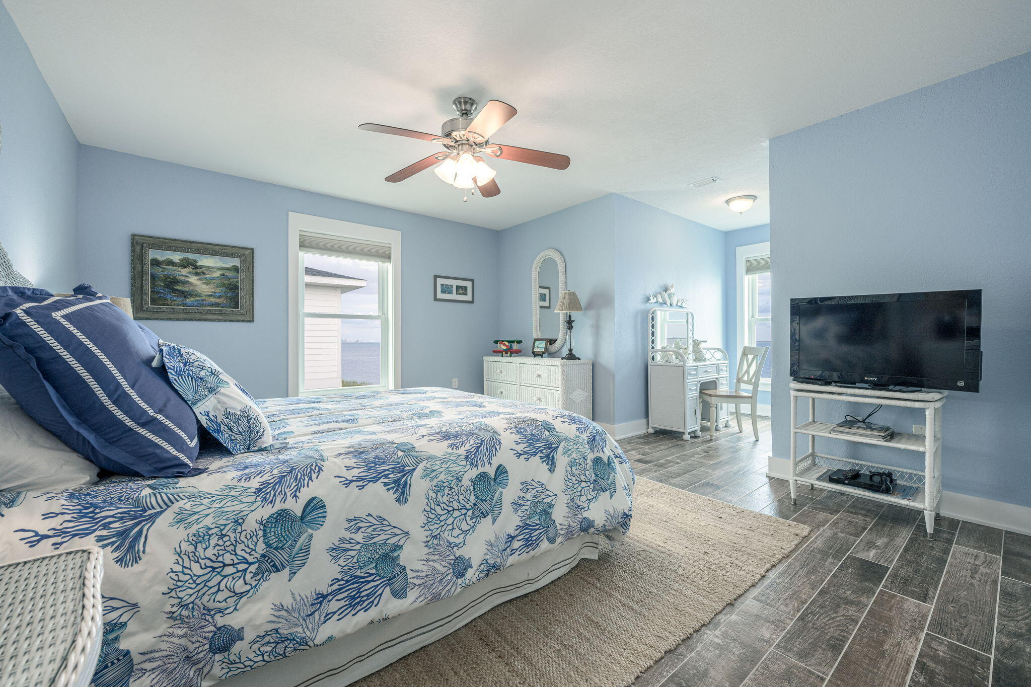 QUAYSIDE VILLAGE PH III - Residential