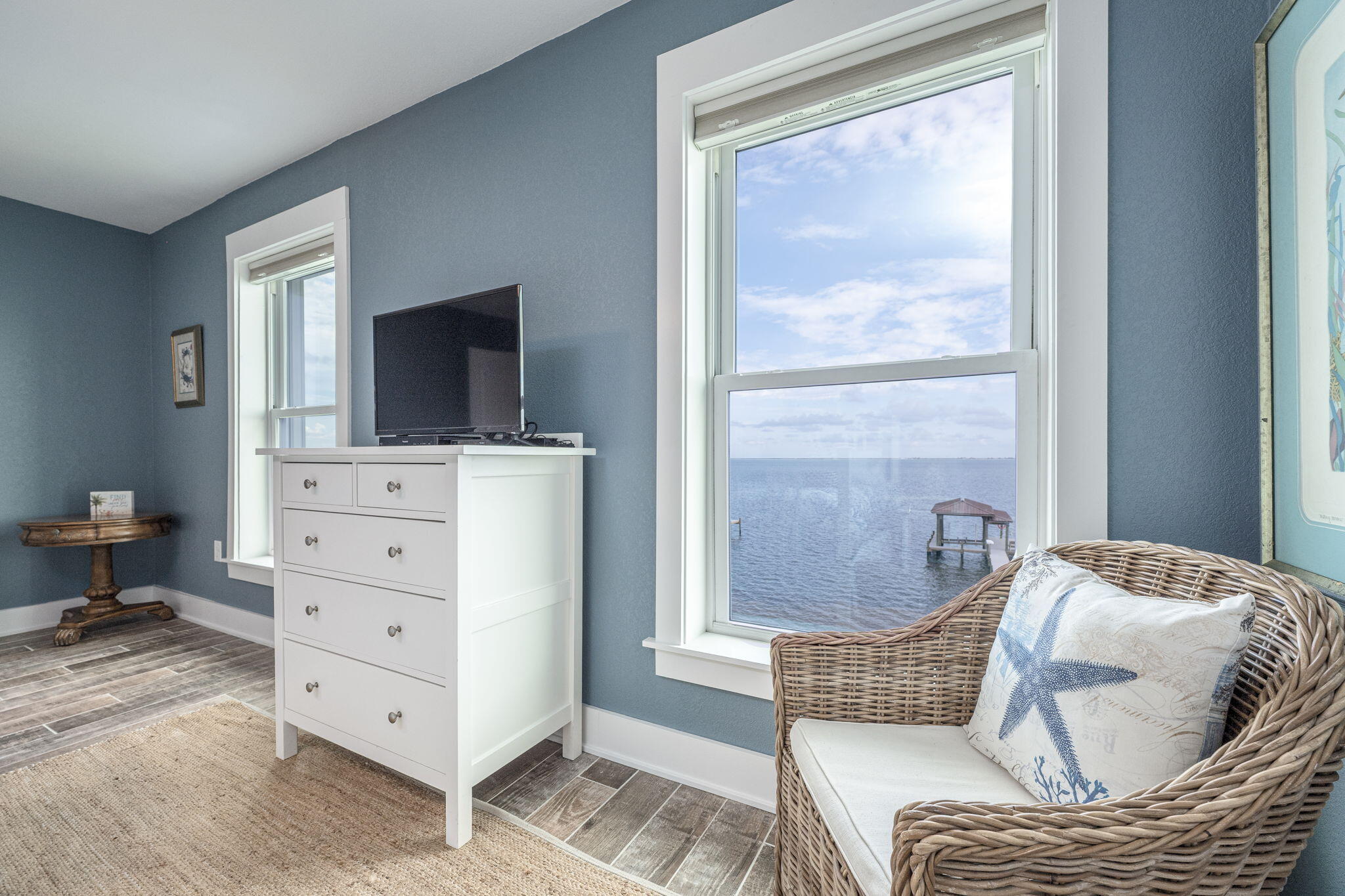 QUAYSIDE VILLAGE PH III - Residential