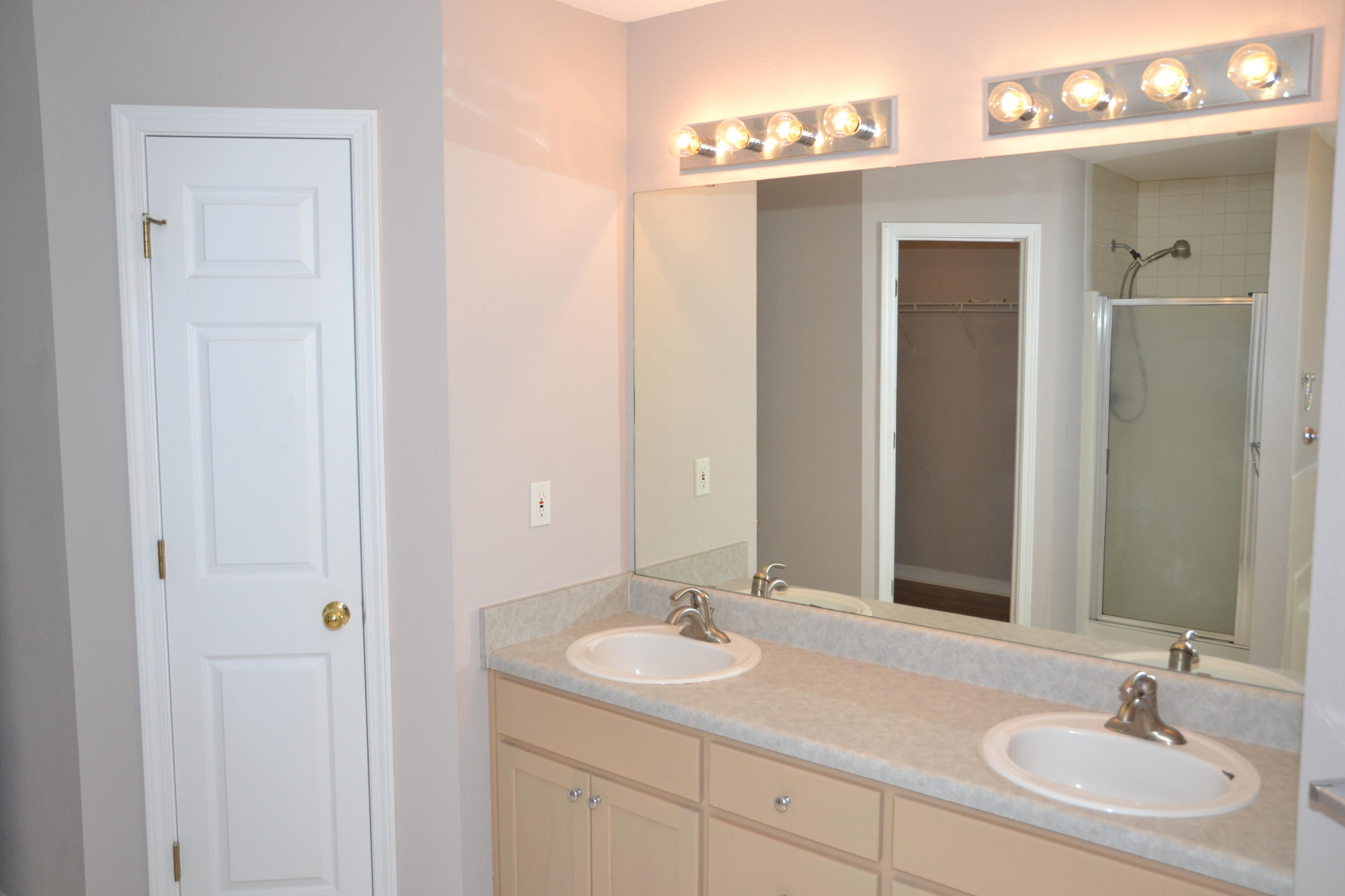 FOXWOOD ADDITION S/D - Residential