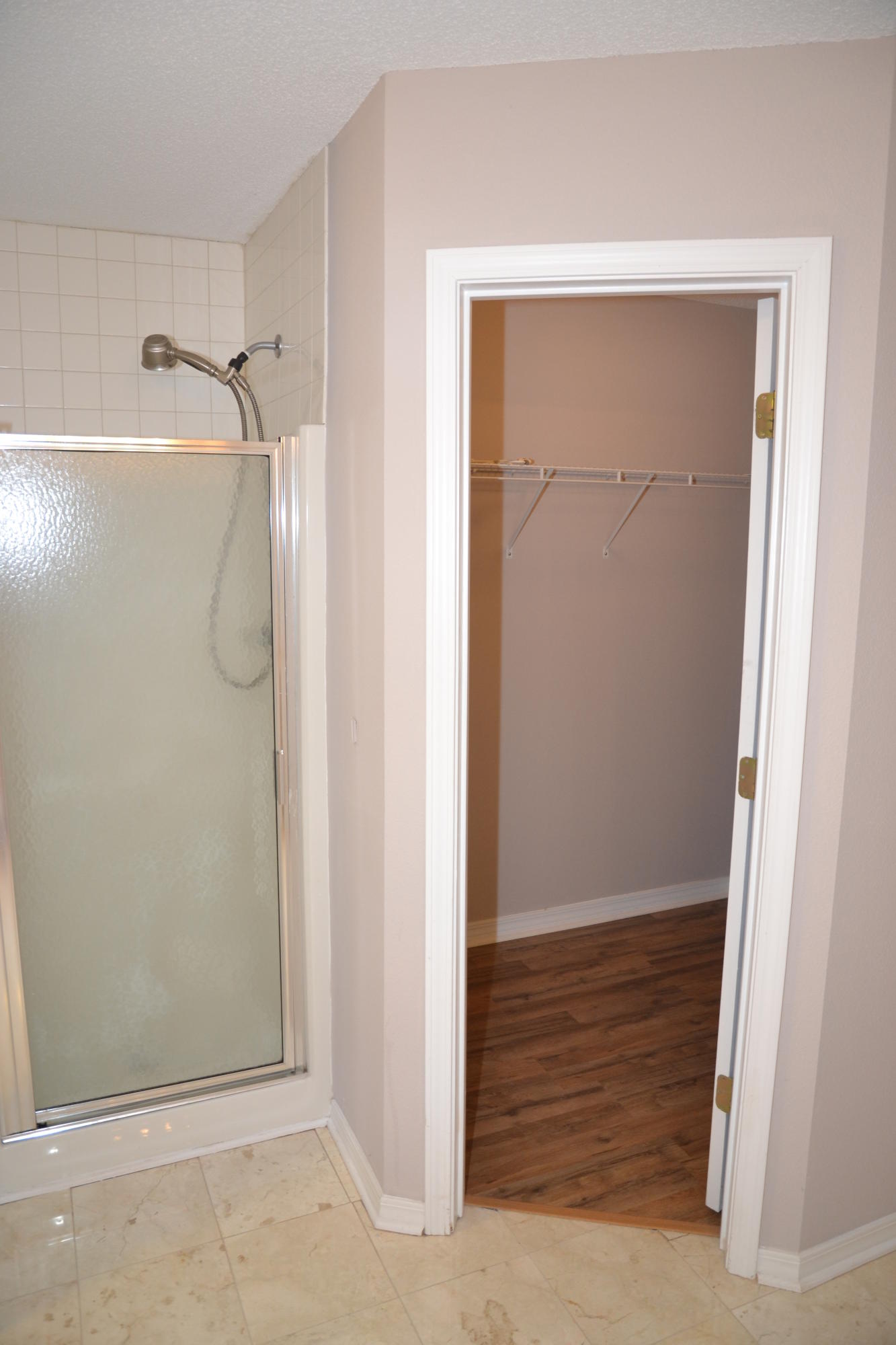 FOXWOOD ADDITION S/D - Residential