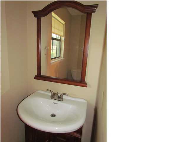 RAINTREE ESTATES - Residential Lease