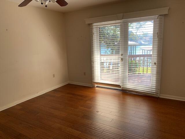 BEG 896 Ft S OF NW COR SEC E85.12 FT S223.28 FT to W/E - Residential