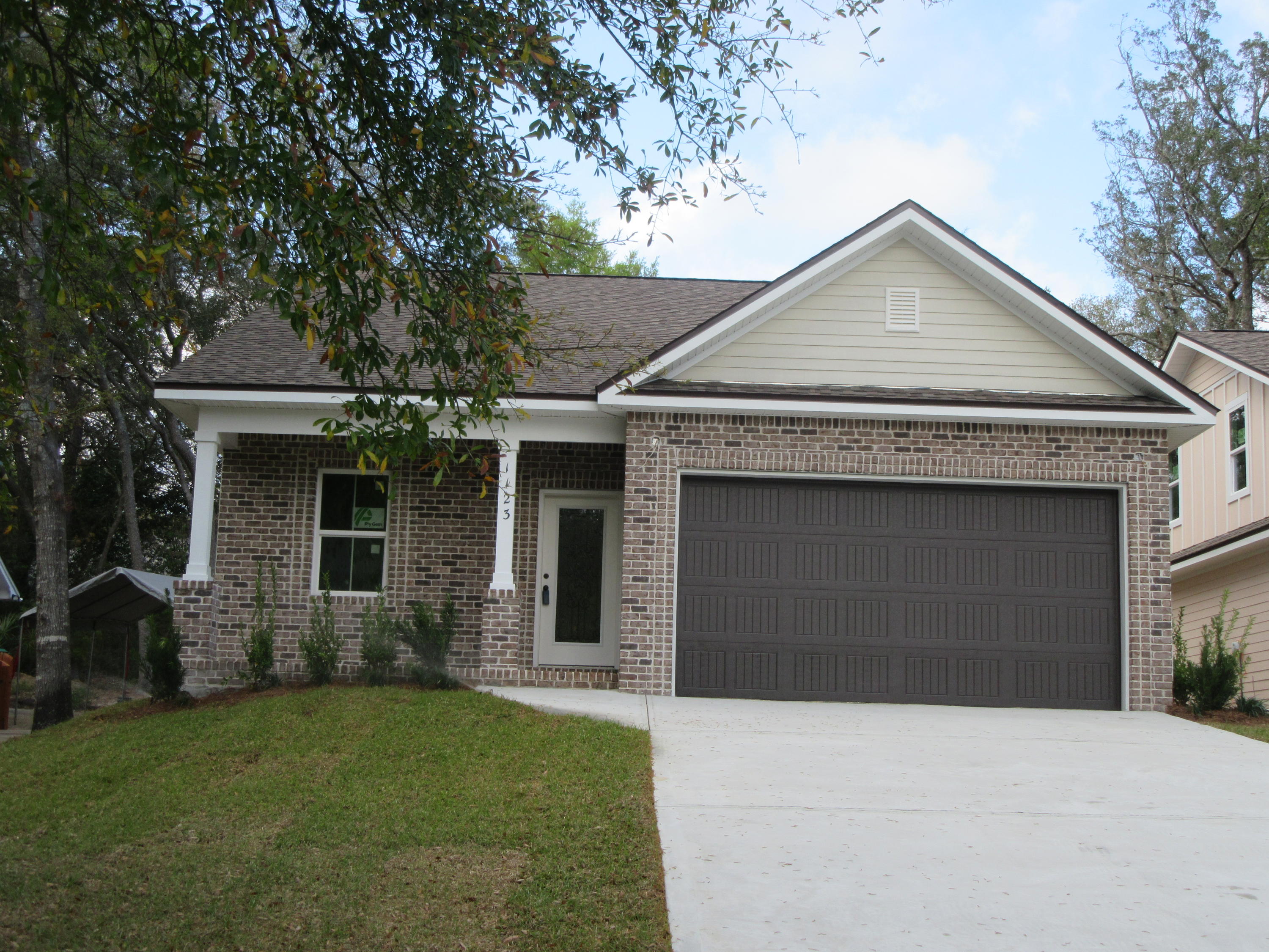 VALPARAISO PINECREST 2 - Residential