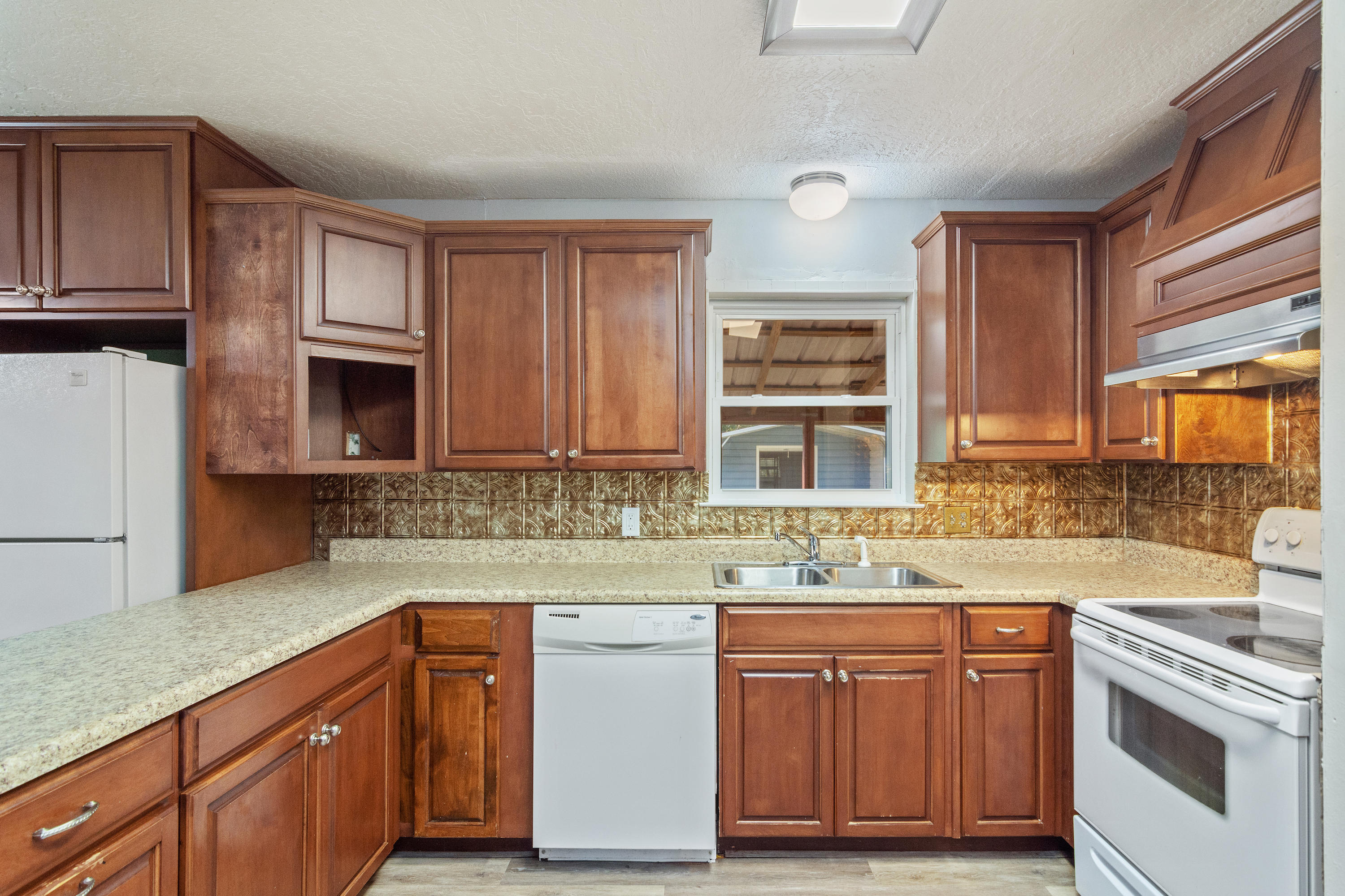 ADAMS POWELL - Residential