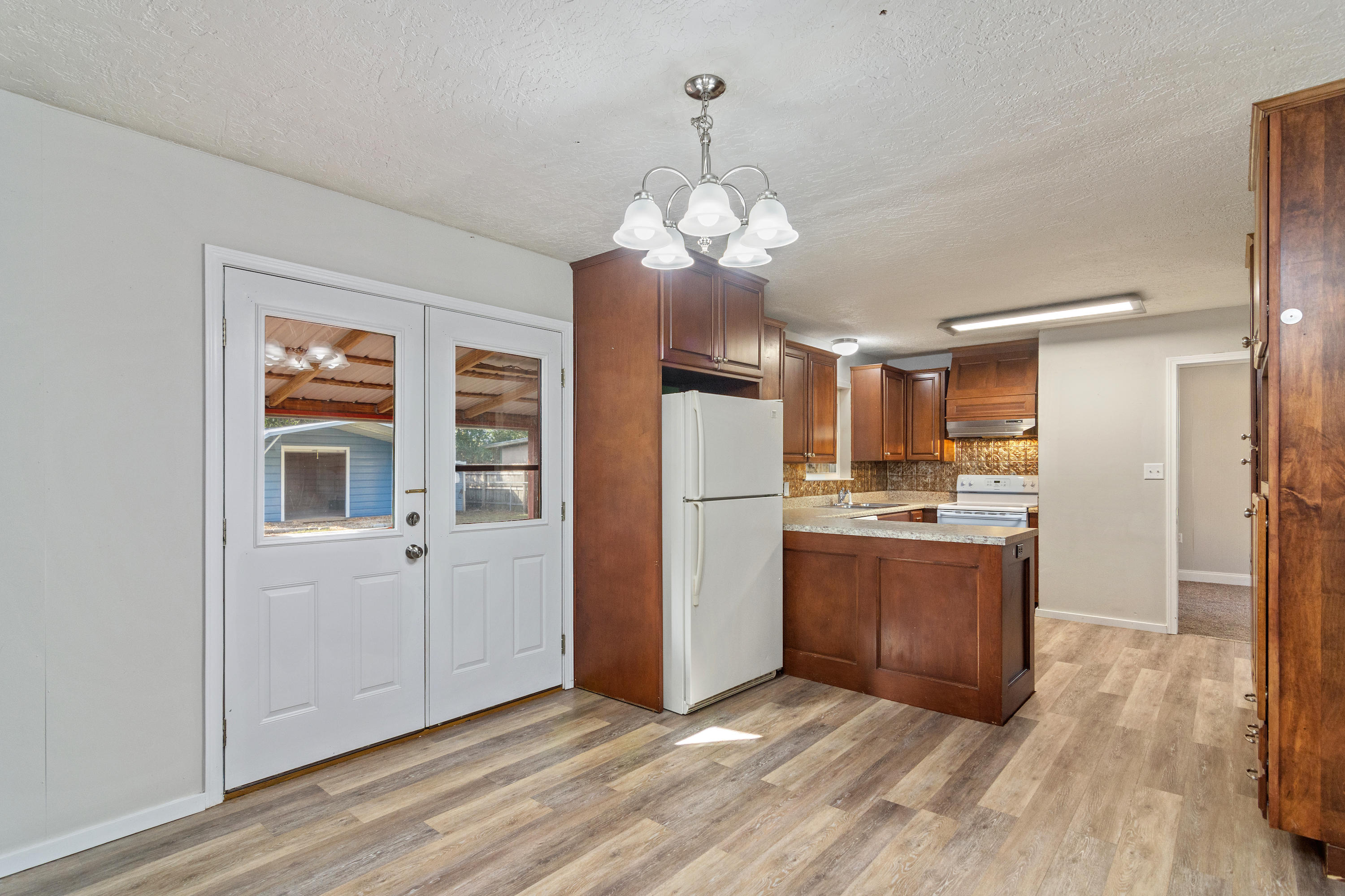 ADAMS POWELL - Residential