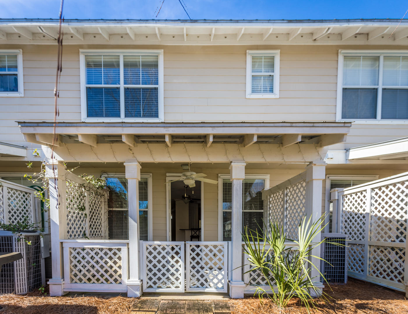 EAGLE BAY - Residential Lease