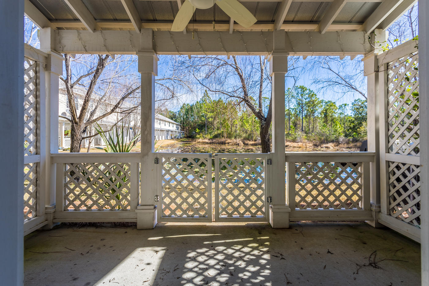 EAGLE BAY - Residential Lease