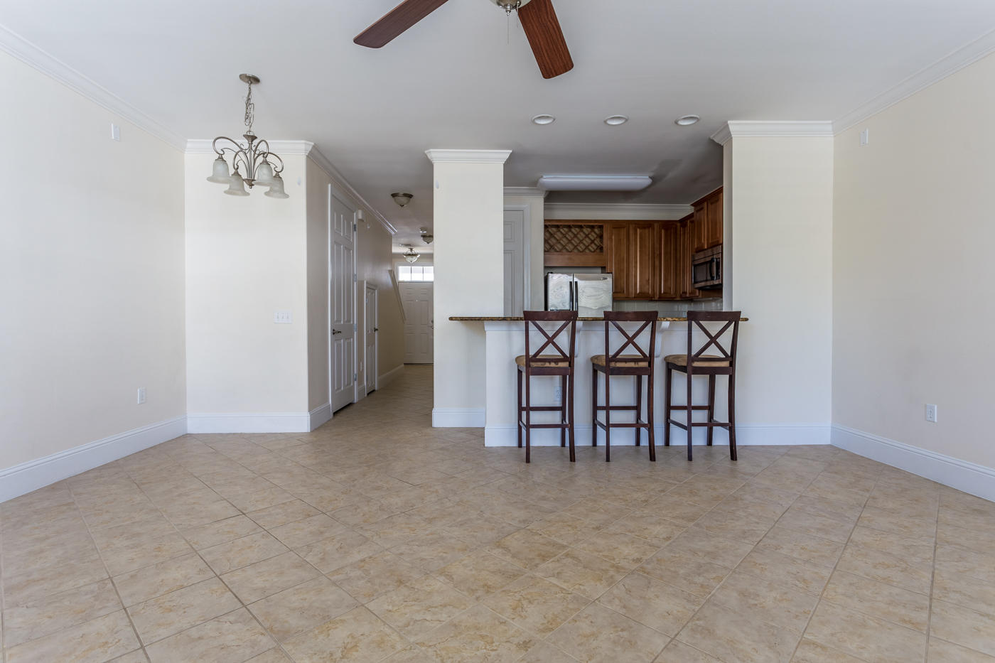 EAGLE BAY - Residential Lease