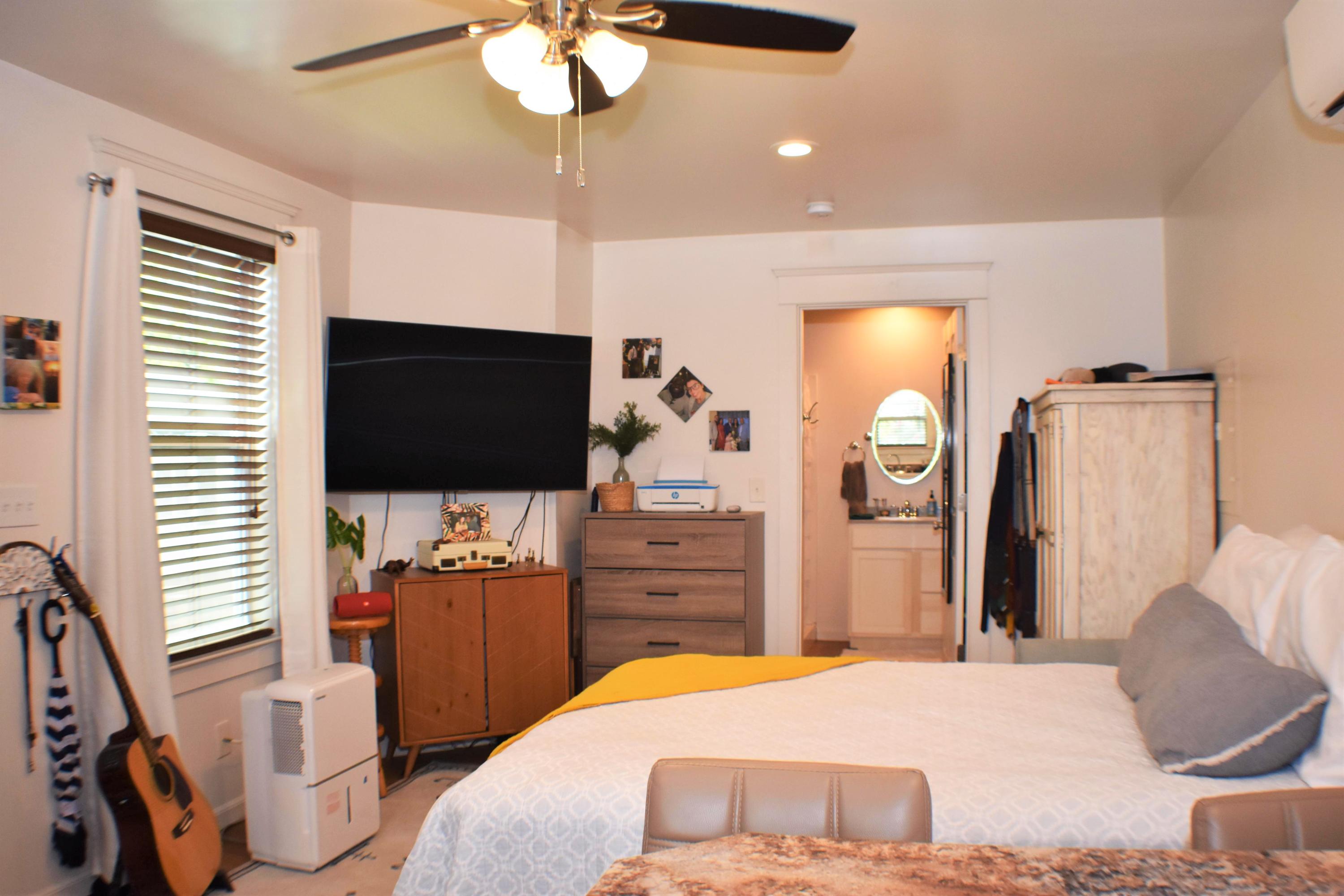 BAYVIEW HEIGHTS - Residential