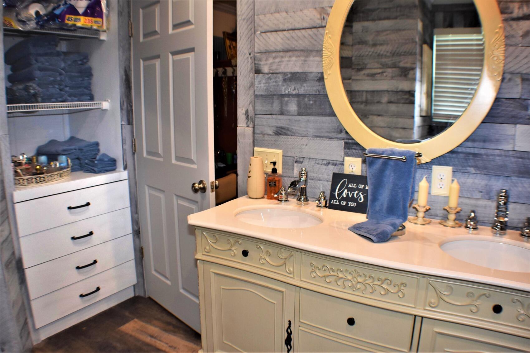 BAYVIEW HEIGHTS - Residential