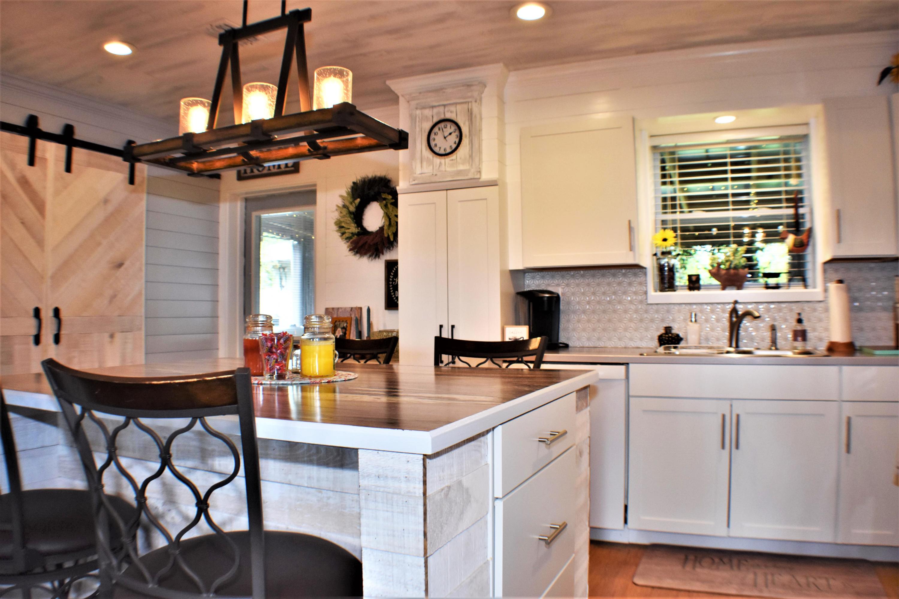 BAYVIEW HEIGHTS - Residential