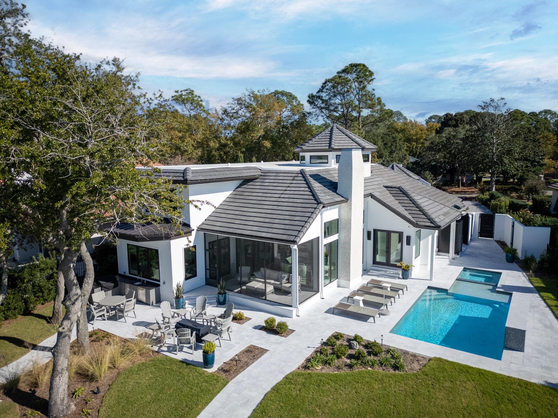 BURNT PINE - Residential