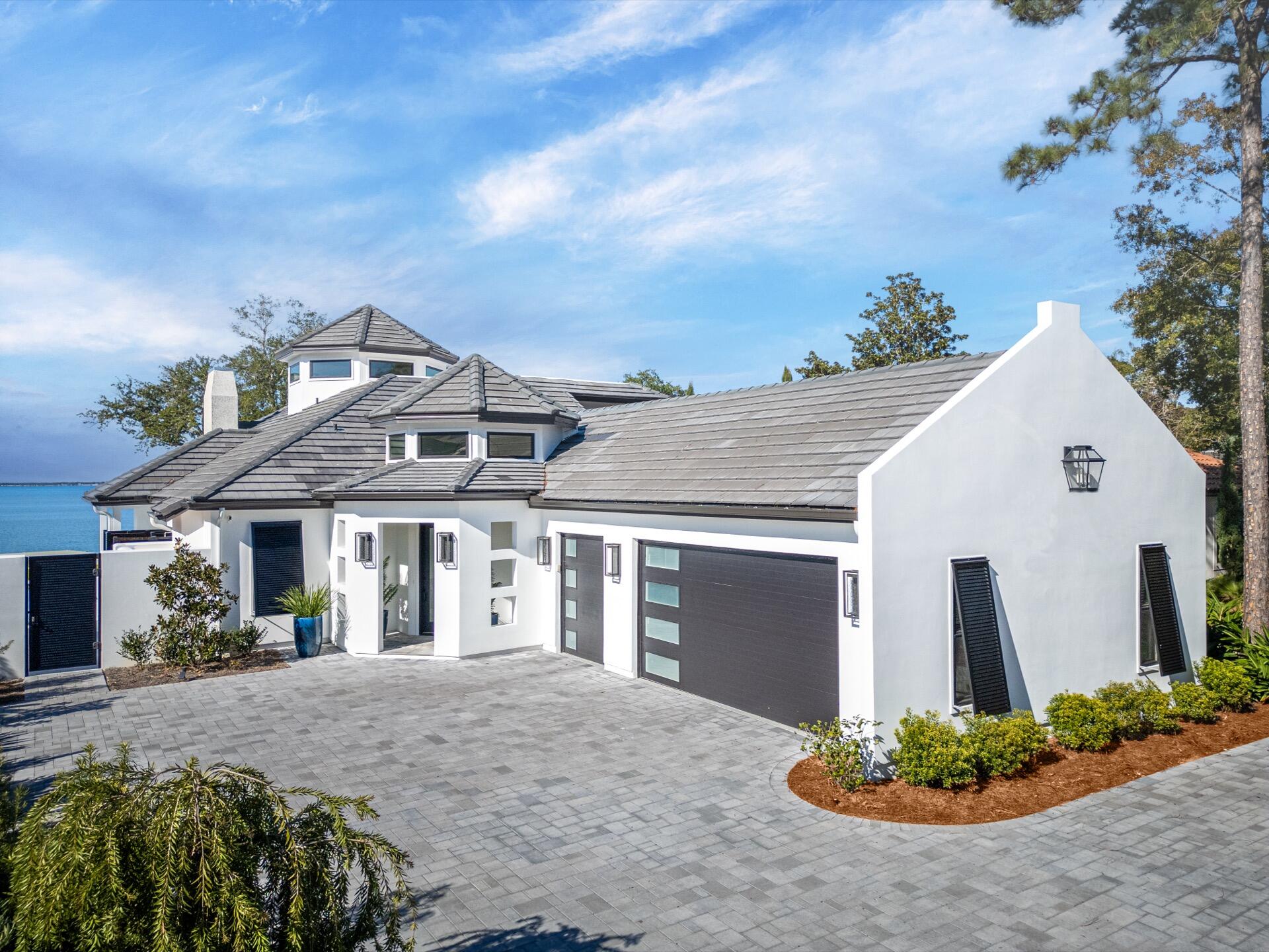 BURNT PINE - Residential