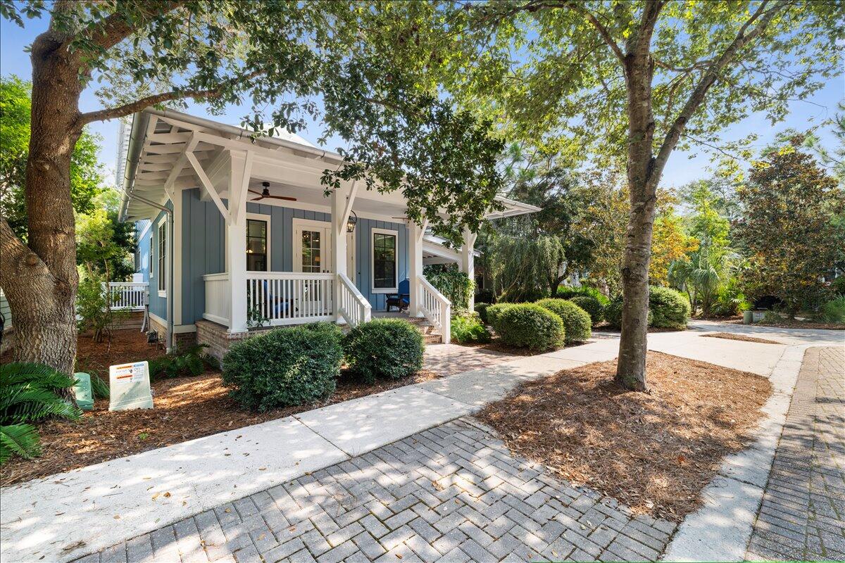 FOREST LAKES - Residential