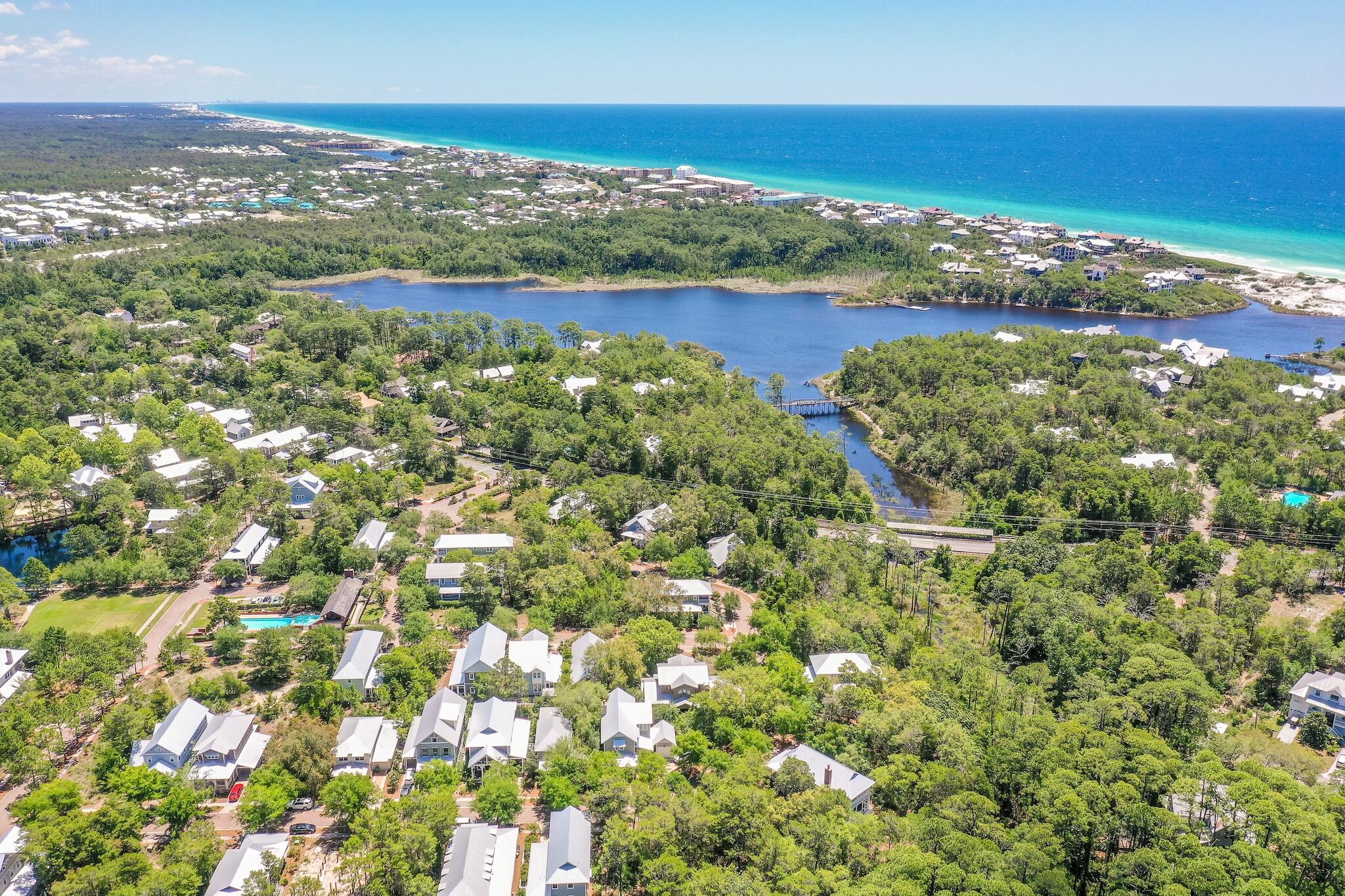 FOREST LAKES - Residential