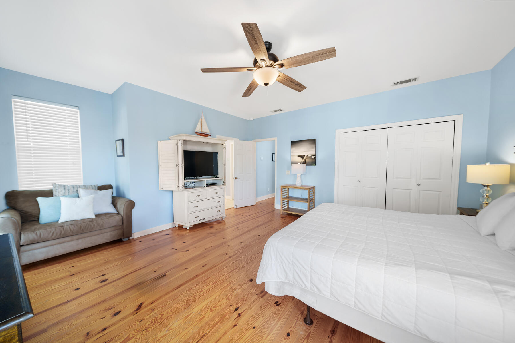 EMERALD WATERS VILLAGE - Residential