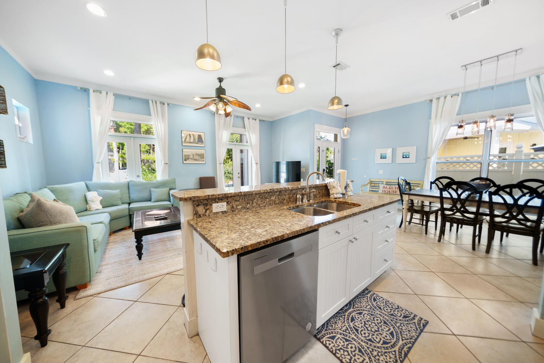 EMERALD WATERS VILLAGE - Residential