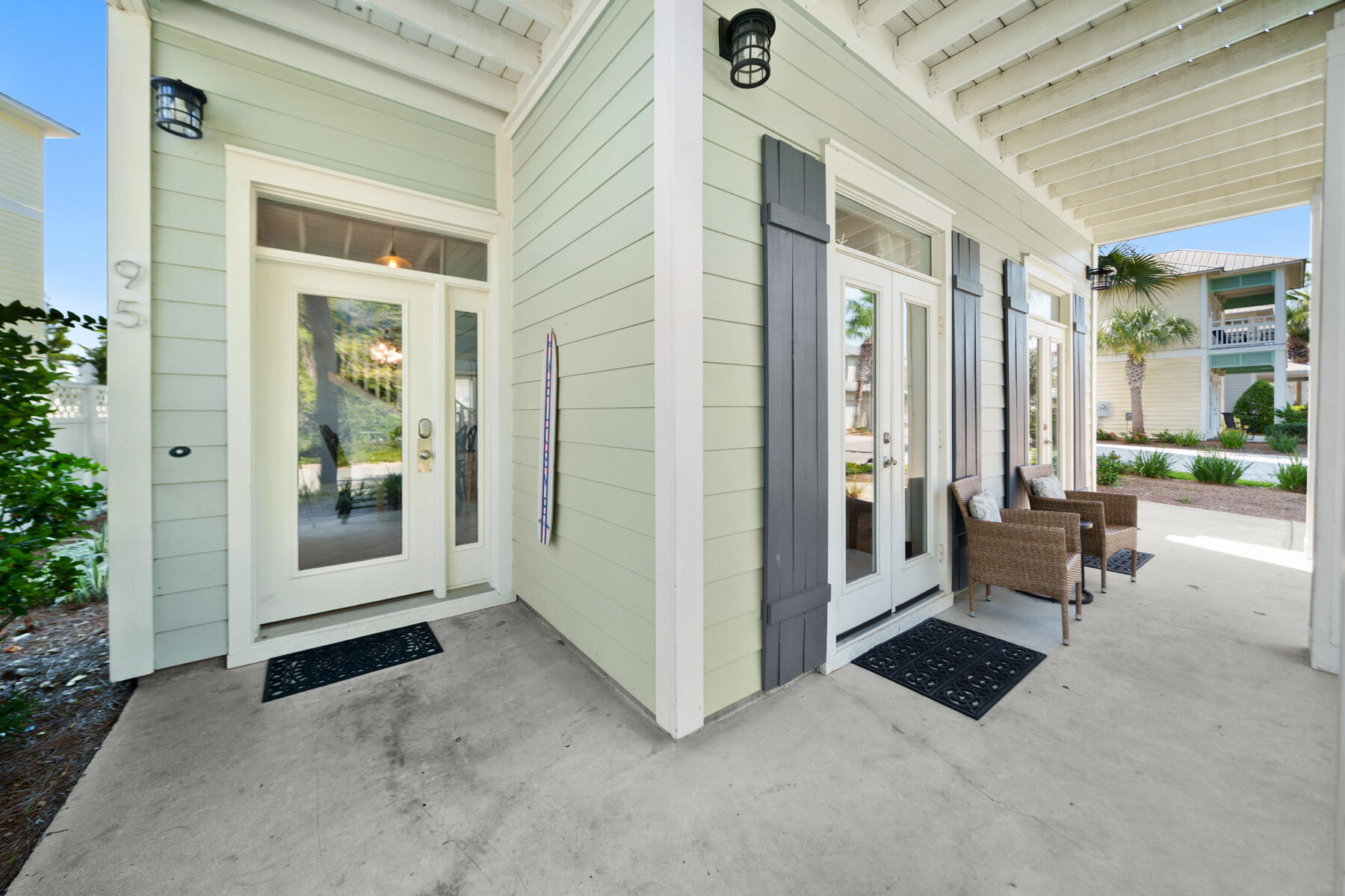 EMERALD WATERS VILLAGE - Residential