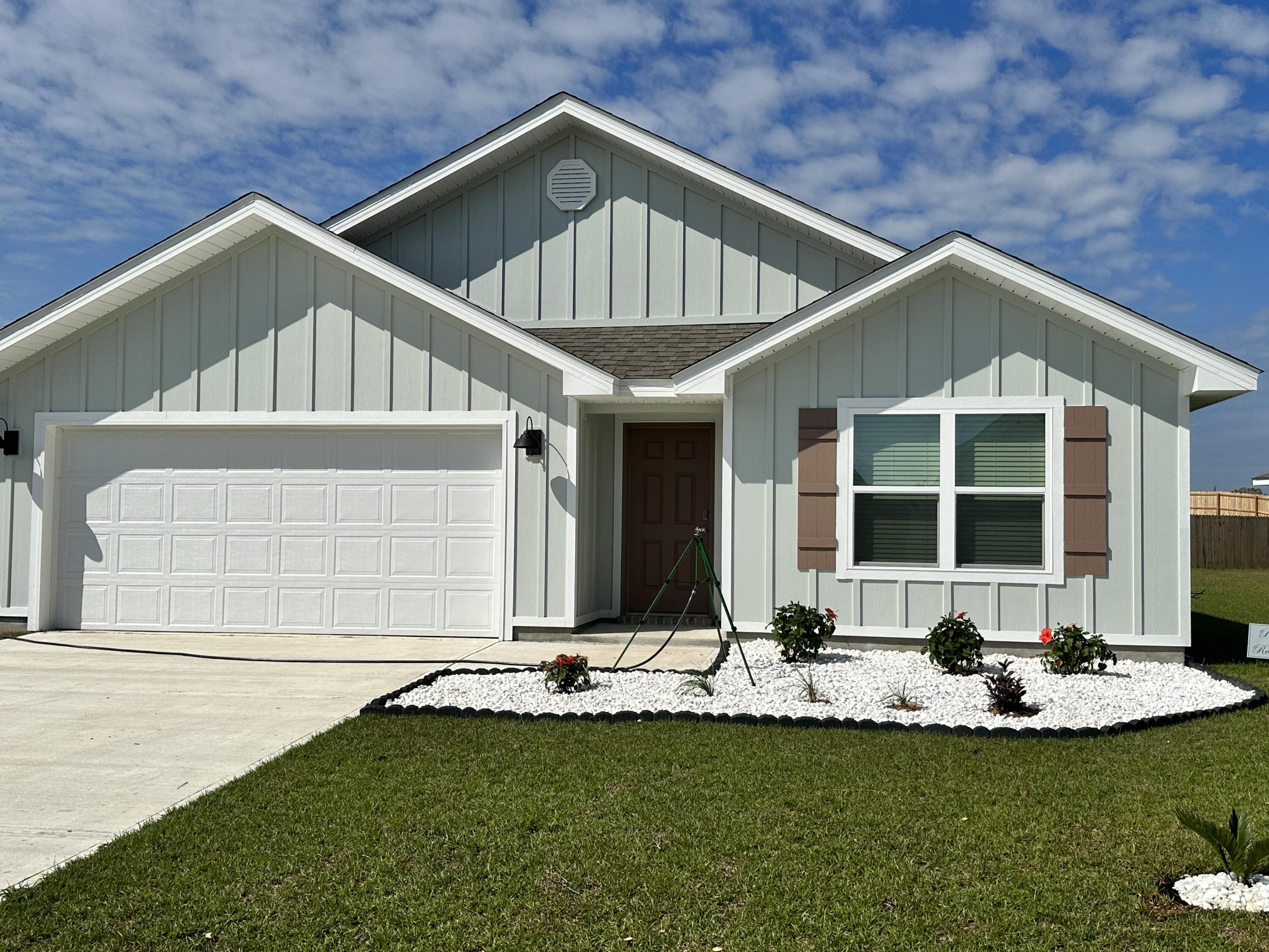 SHOAL RIVER LANDING PHASE 2B LOT 87 - Residential Lease