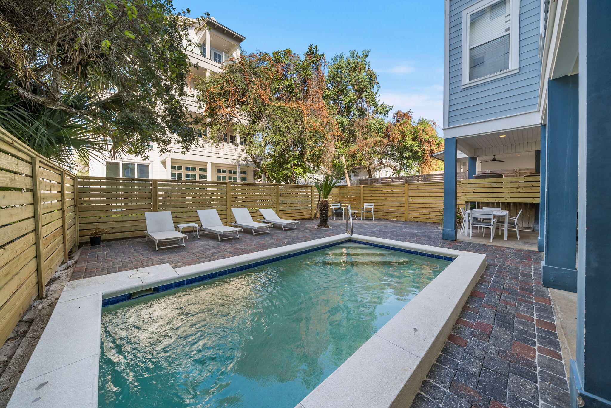 SEAGROVE 1ST ADDN - Residential