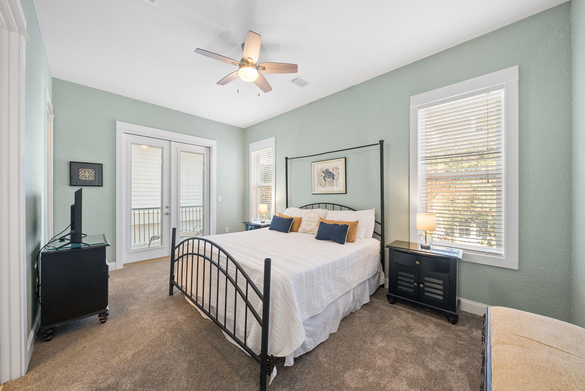 SEAGROVE 1ST ADDN - Residential