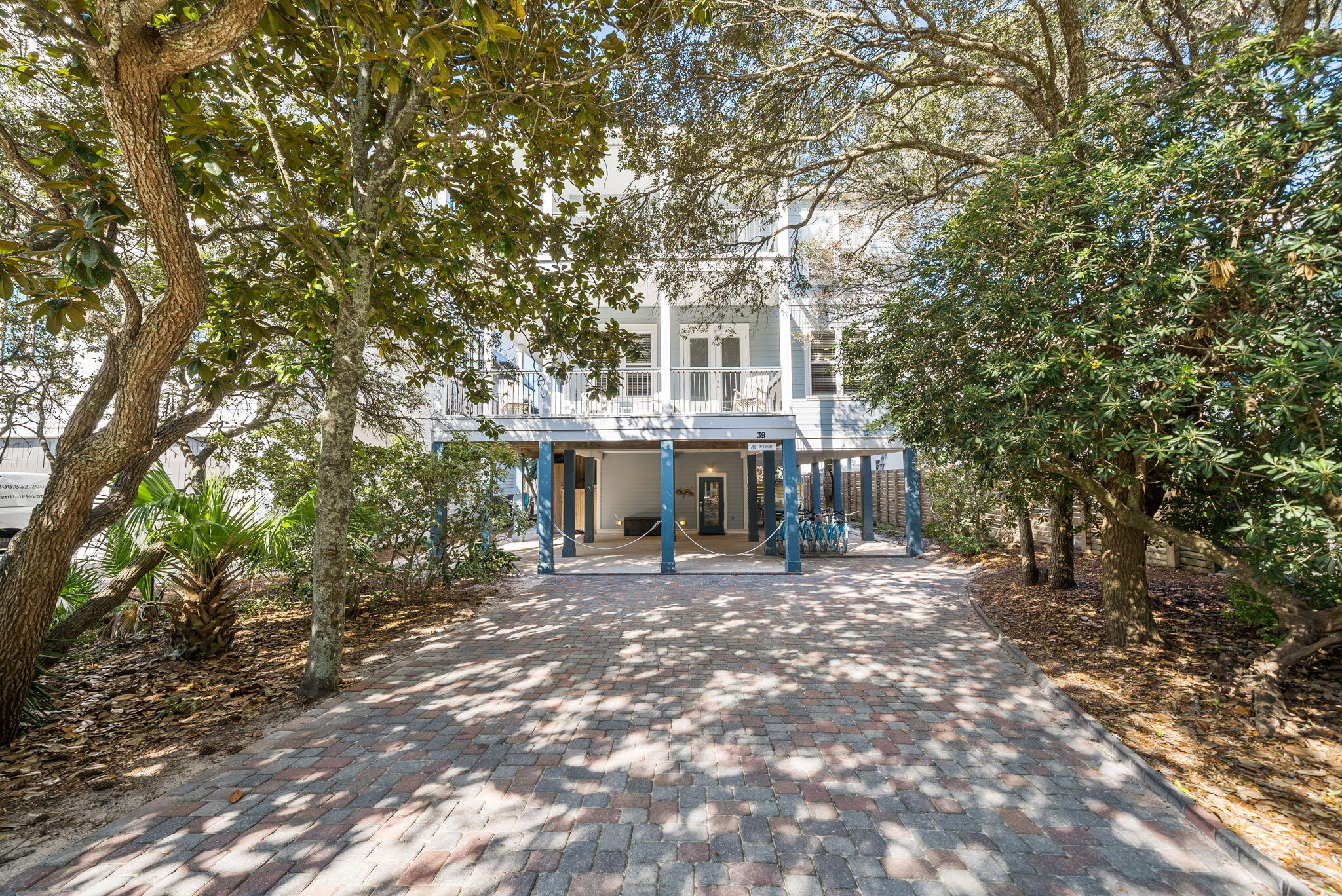 SEAGROVE 1ST ADDN - Residential