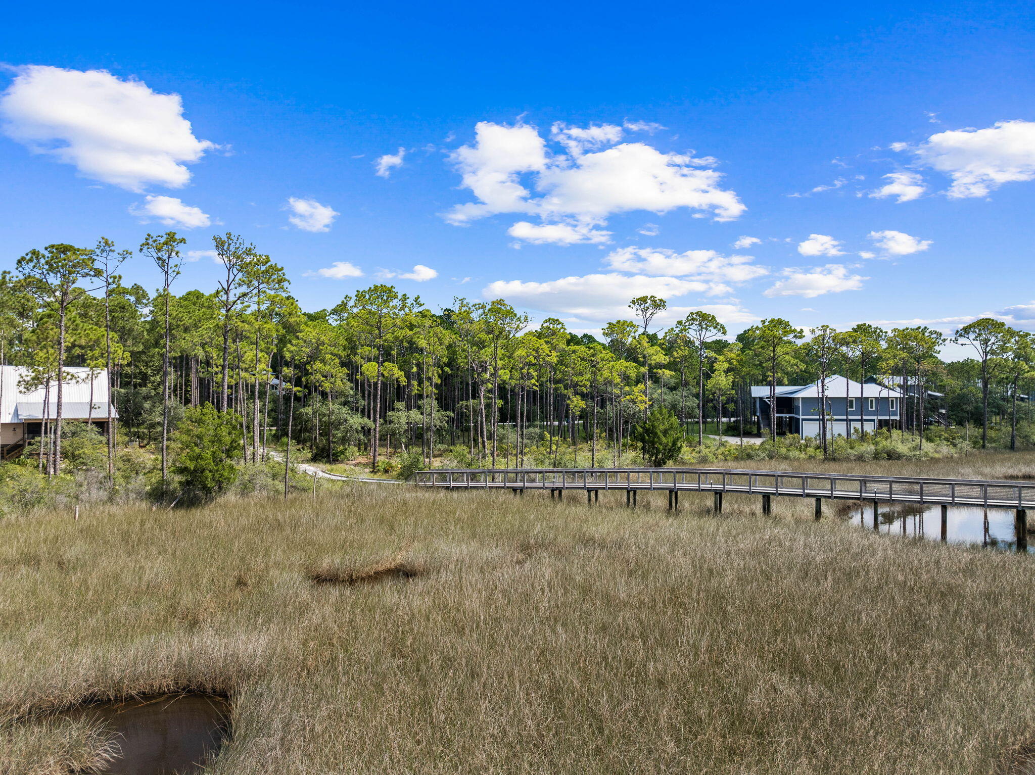 RIVERCAMPS ON CROOKED CREEK - Land