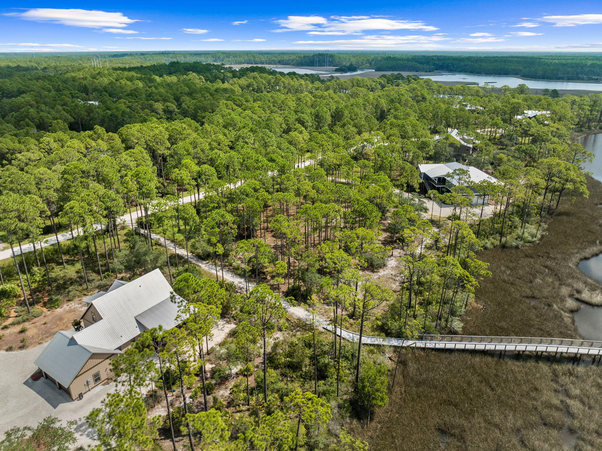 RIVERCAMPS ON CROOKED CREEK - Land