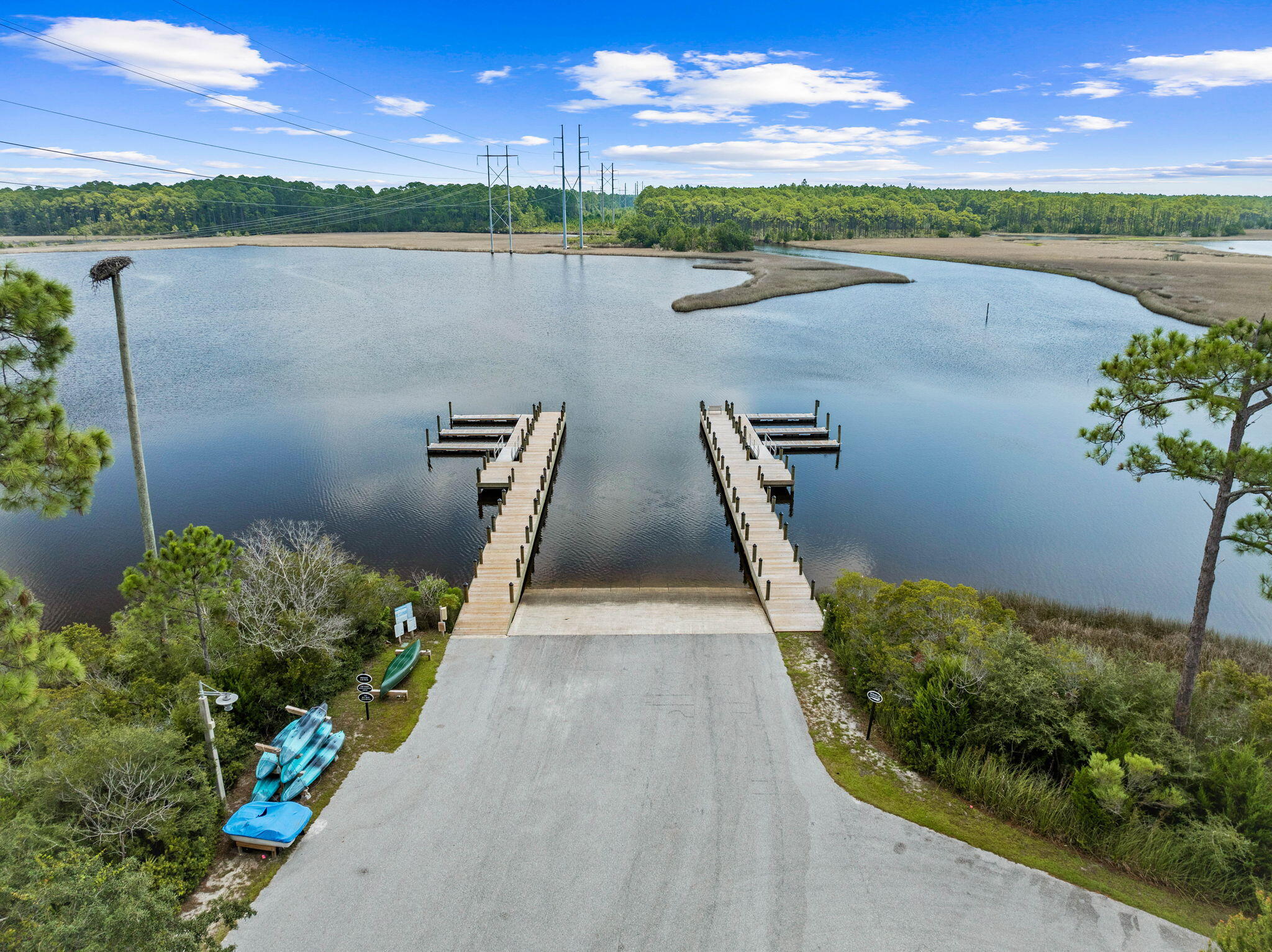 RIVERCAMPS ON CROOKED CREEK - Land