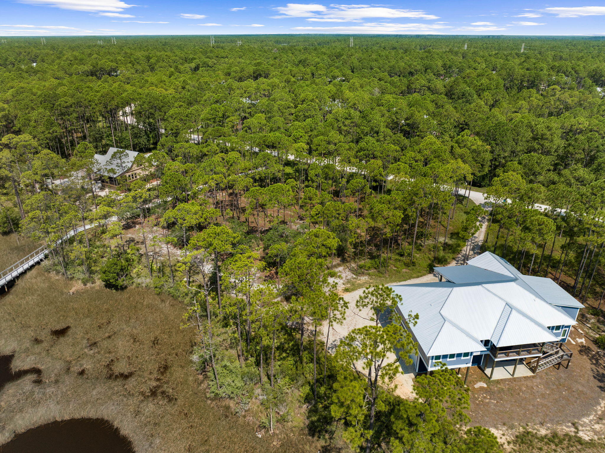 RIVERCAMPS ON CROOKED CREEK - Land