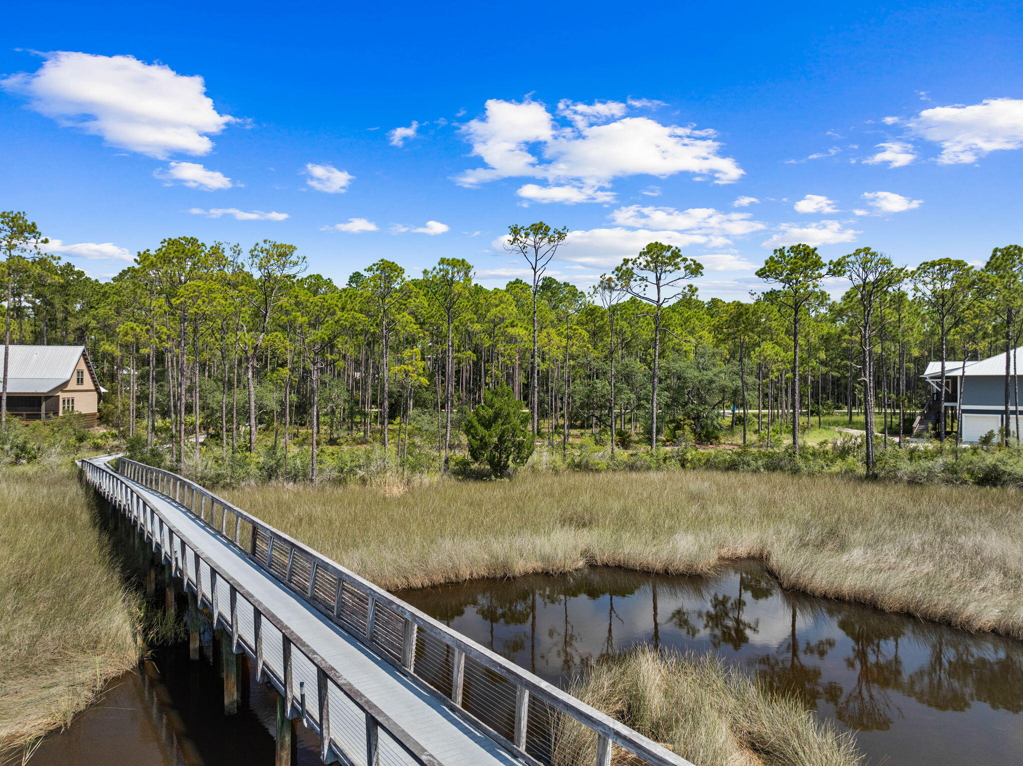 RIVERCAMPS ON CROOKED CREEK - Land