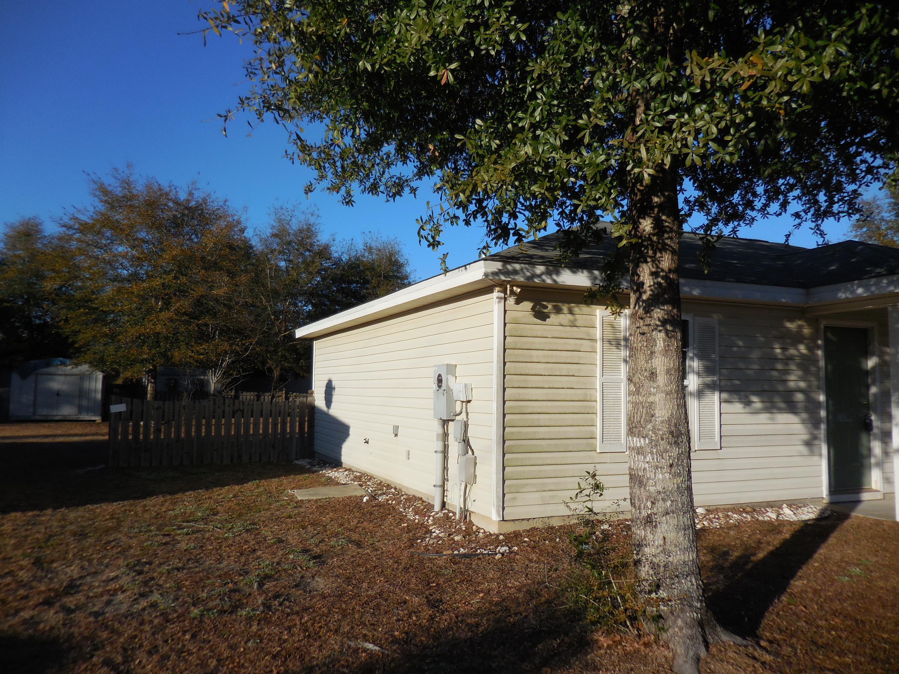 OAKWOOD LAKES ESTATES - Residential