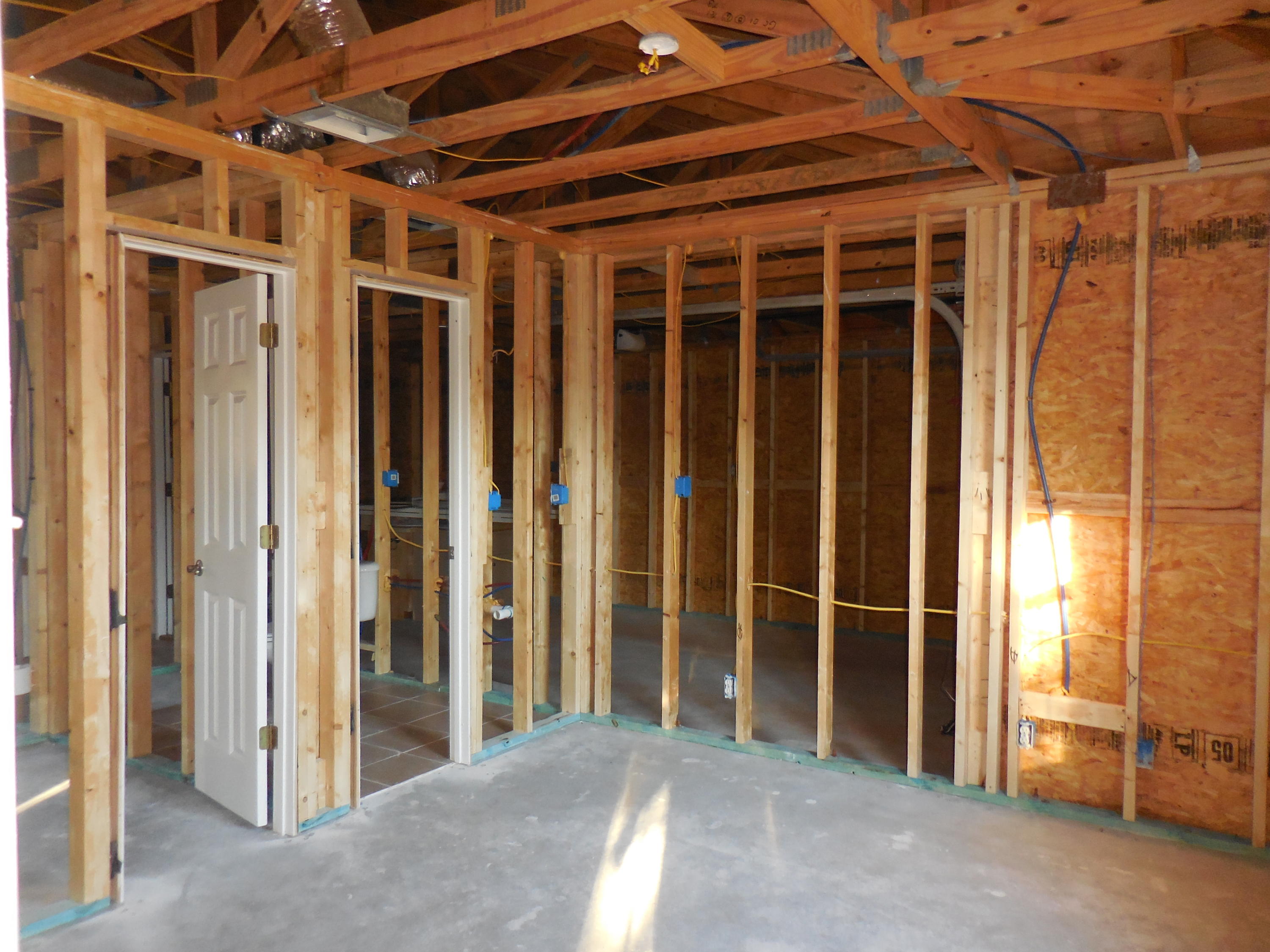 OAKWOOD LAKES ESTATES - Residential