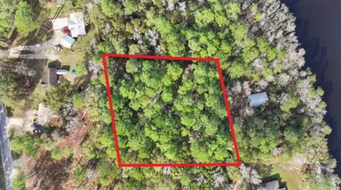 No named neighborhood  Black crerek area - Land