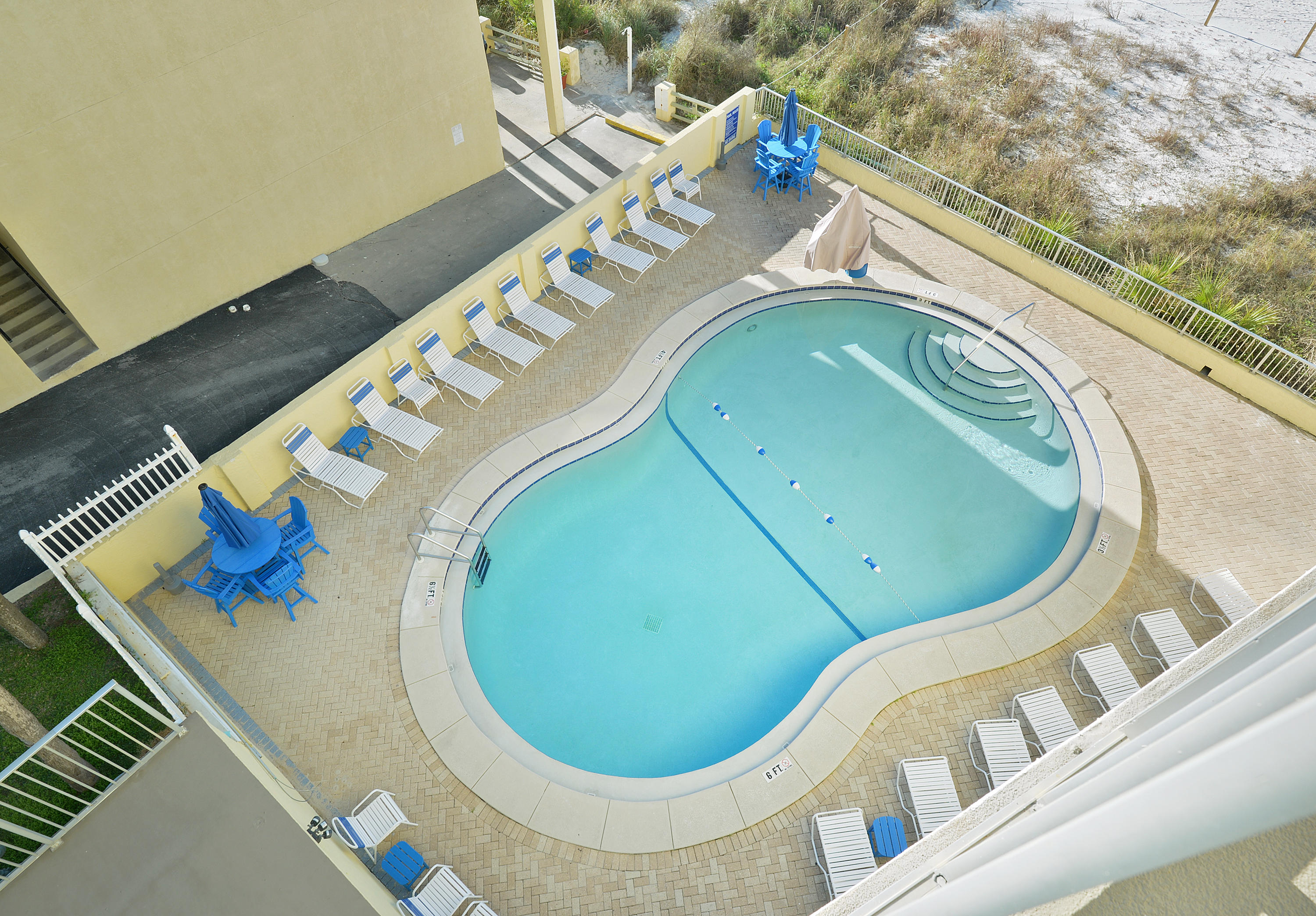 CONTINENTAL CONDO - Residential