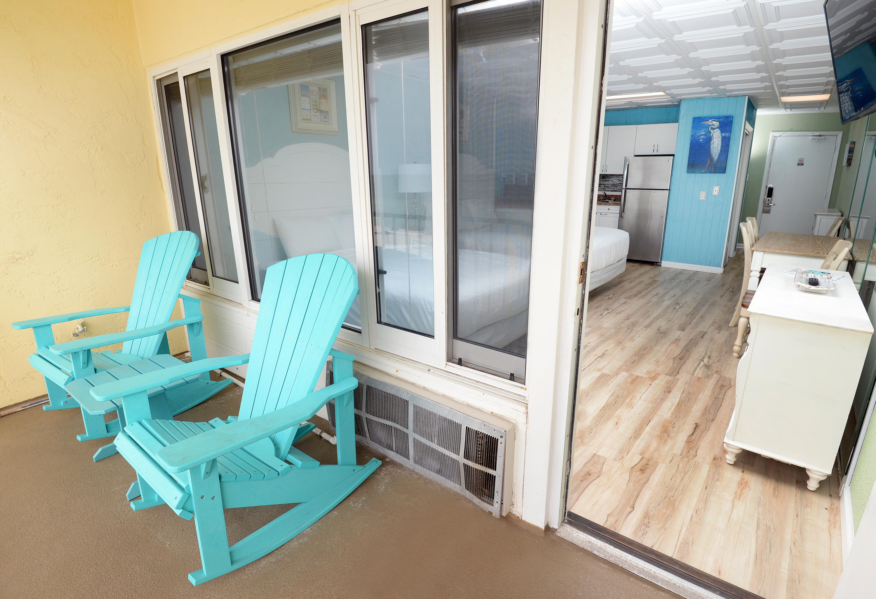 CONTINENTAL CONDO - Residential