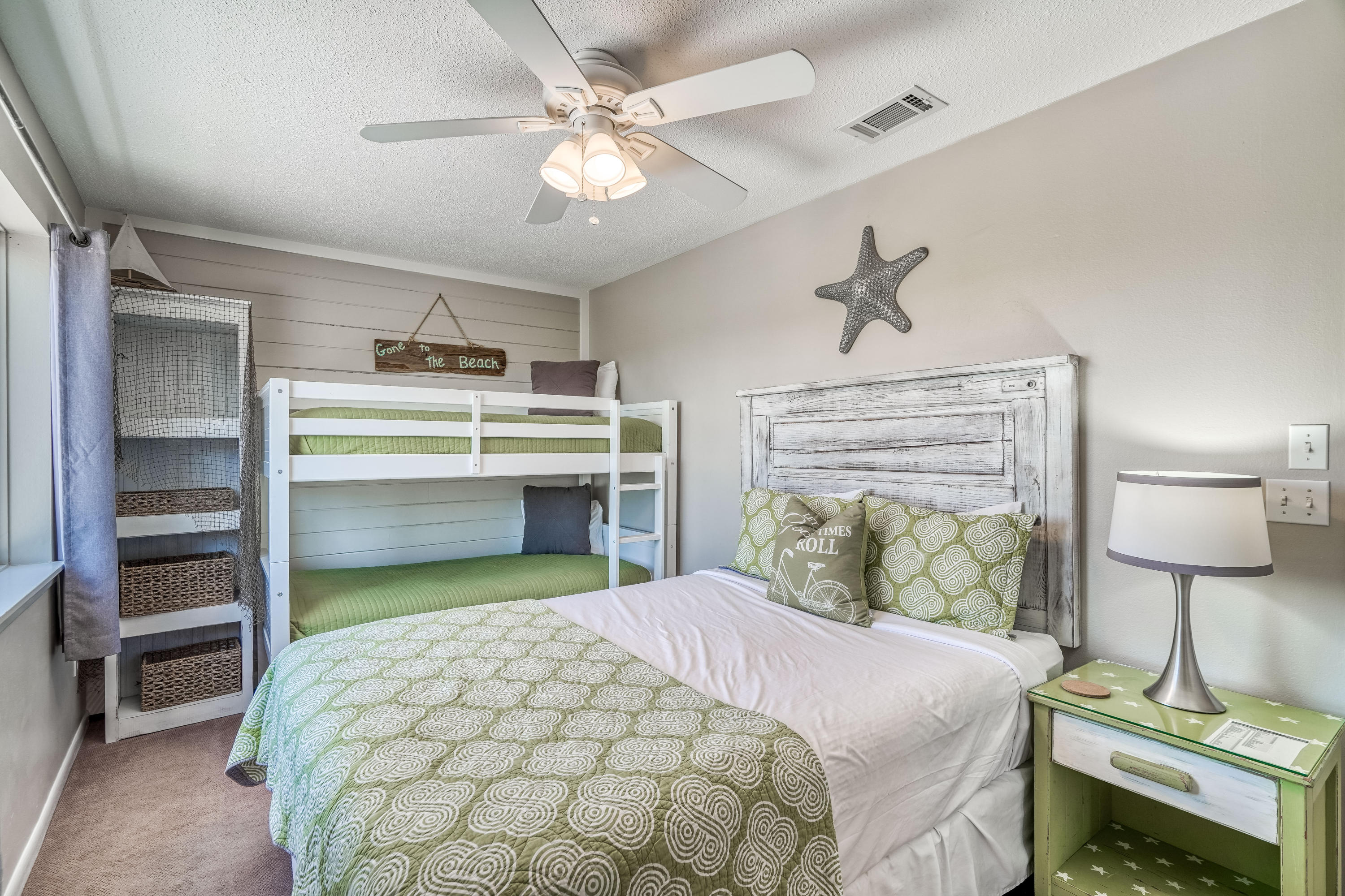 BEACHFRONT T/H - Residential