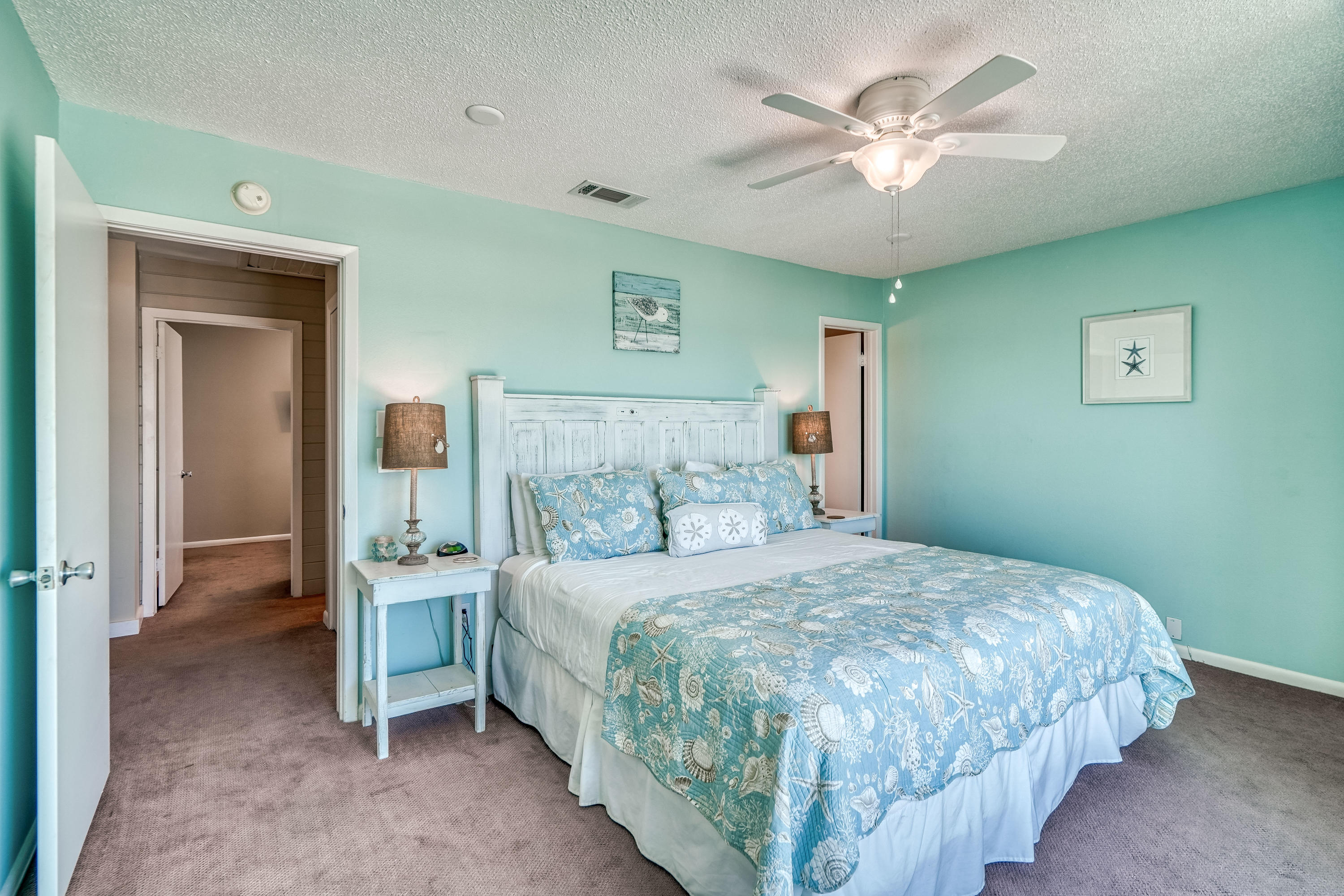 BEACHFRONT T/H - Residential