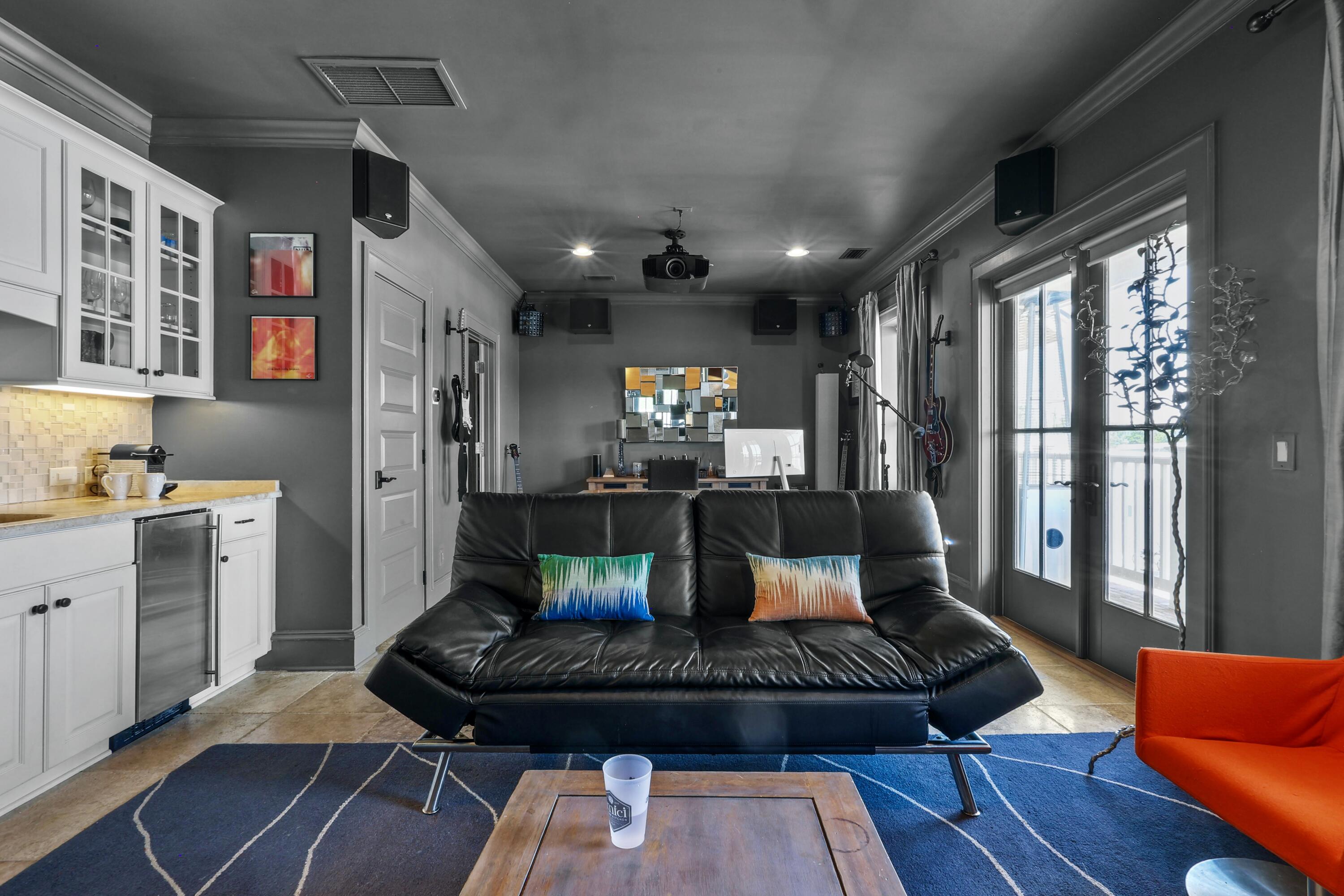 PROMINENCE / LUXURY TOWNHOMES - Residential