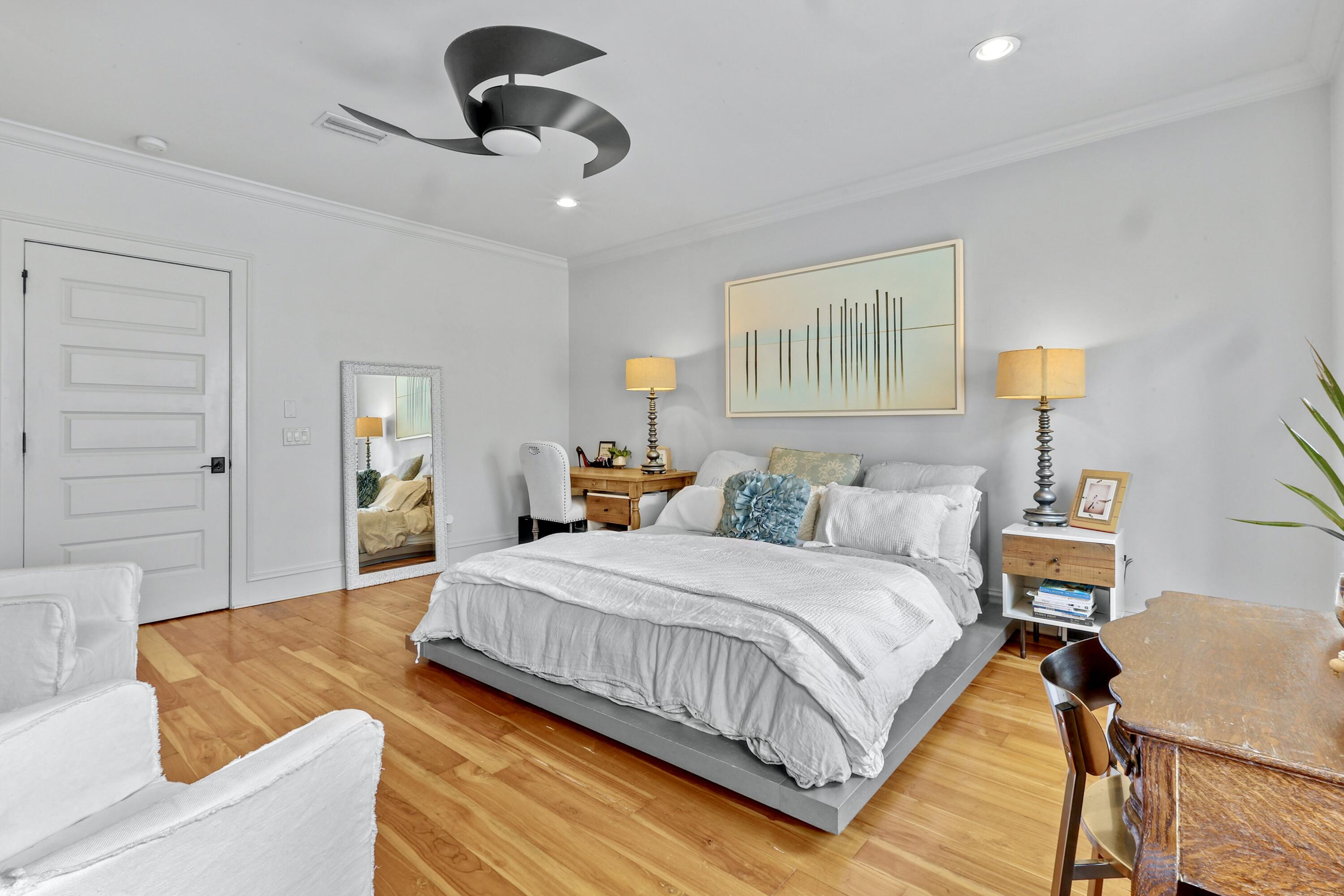 PROMINENCE / LUXURY TOWNHOMES - Residential