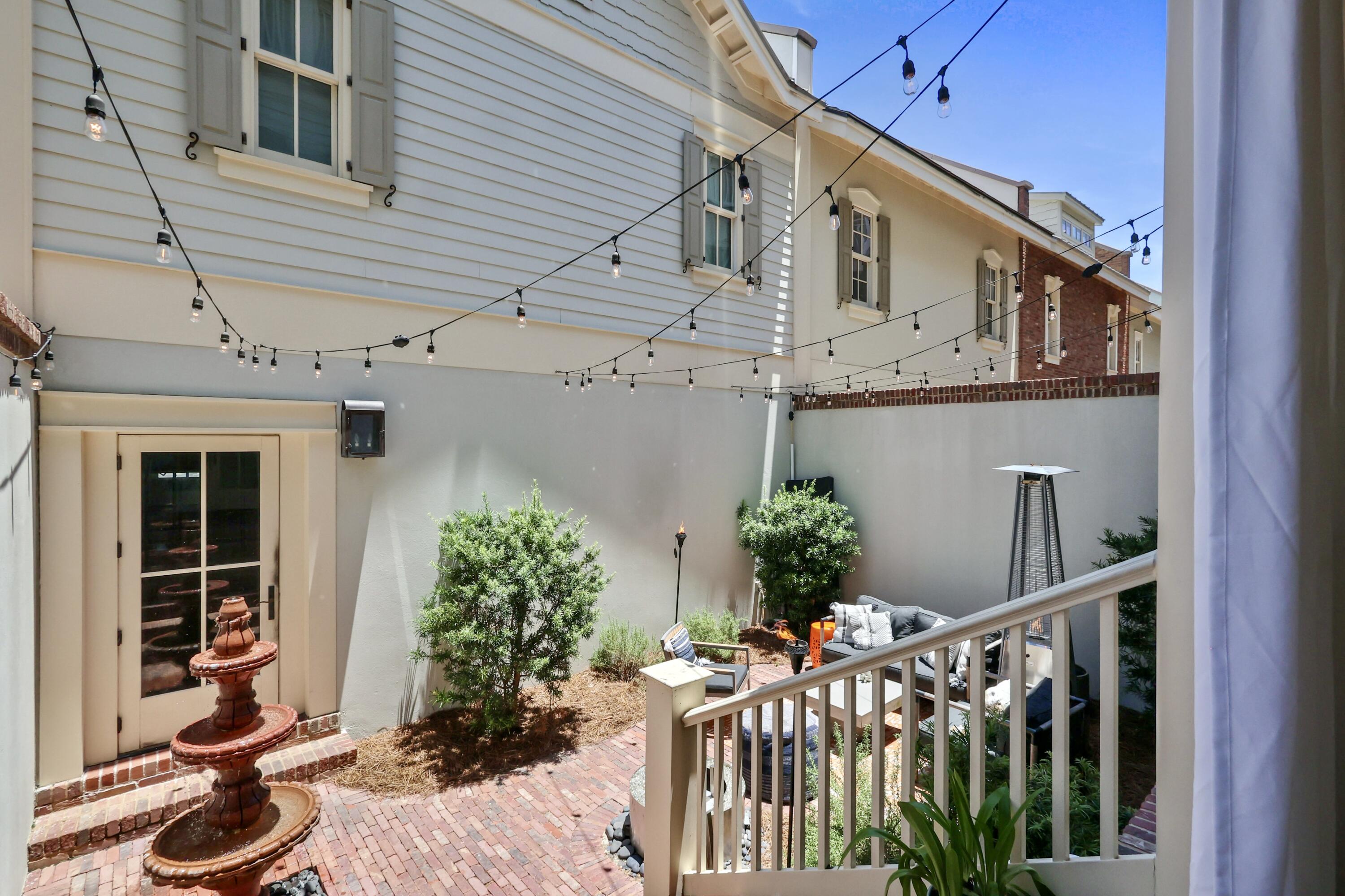 PROMINENCE / LUXURY TOWNHOMES - Residential