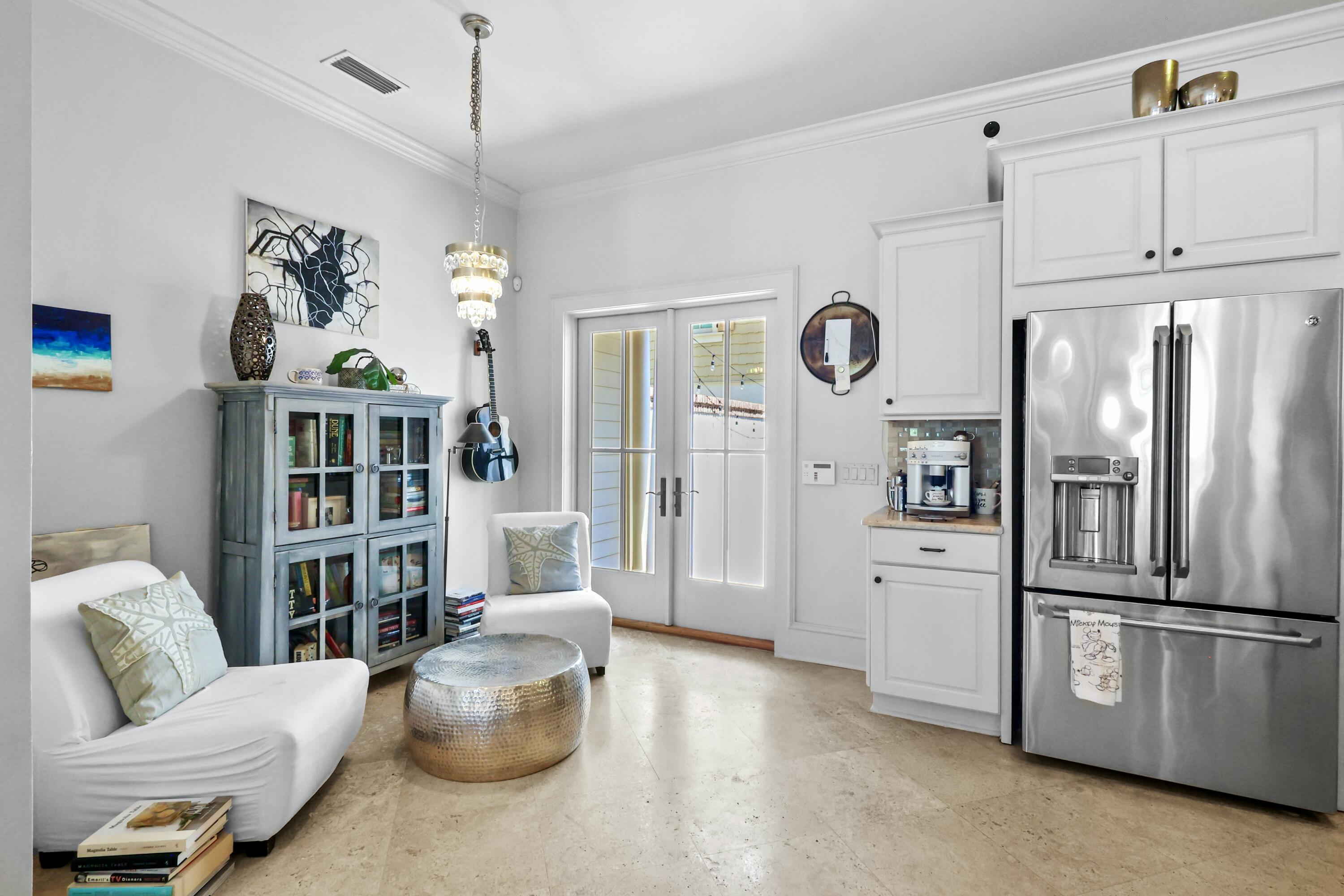 PROMINENCE / LUXURY TOWNHOMES - Residential