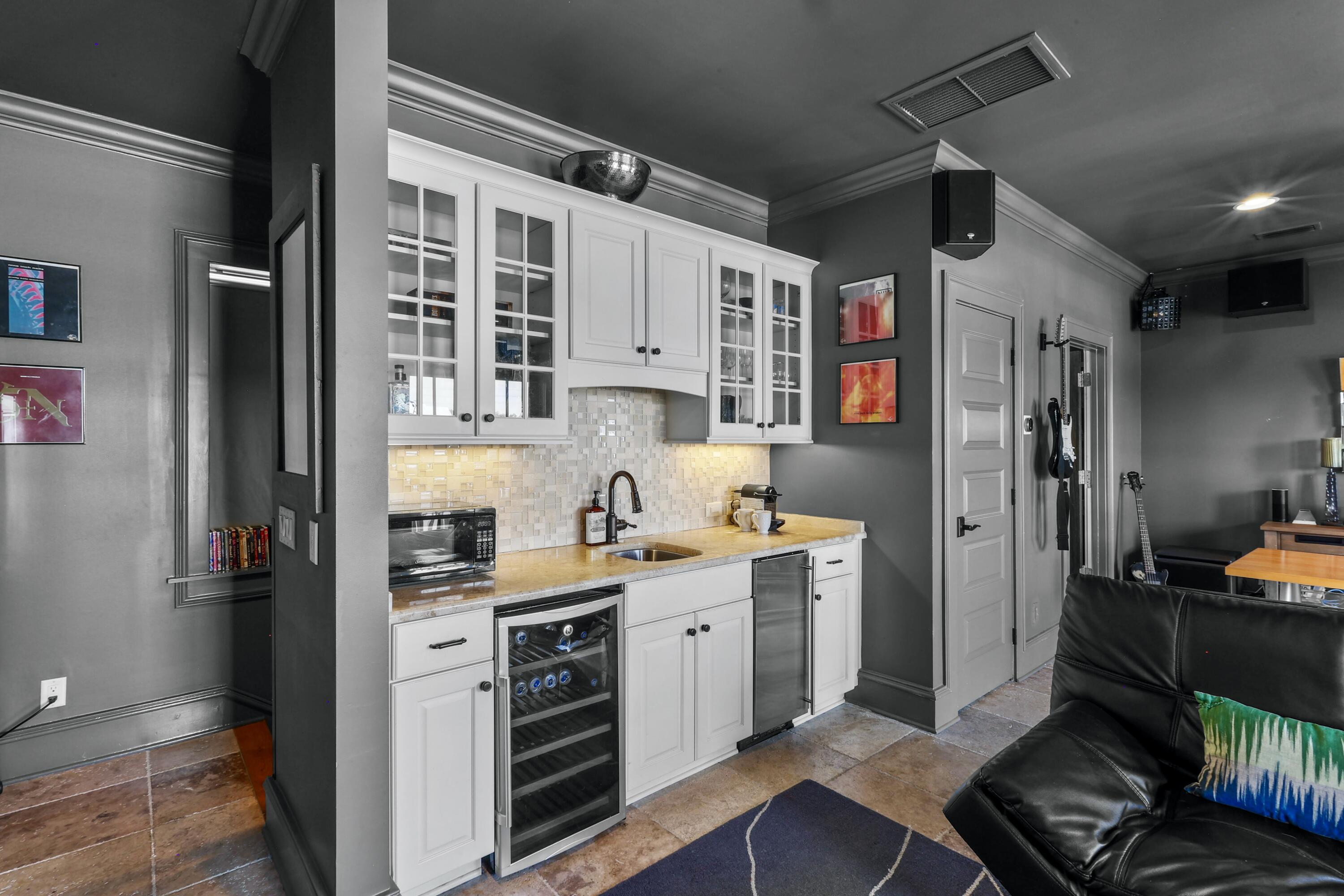PROMINENCE / LUXURY TOWNHOMES - Residential
