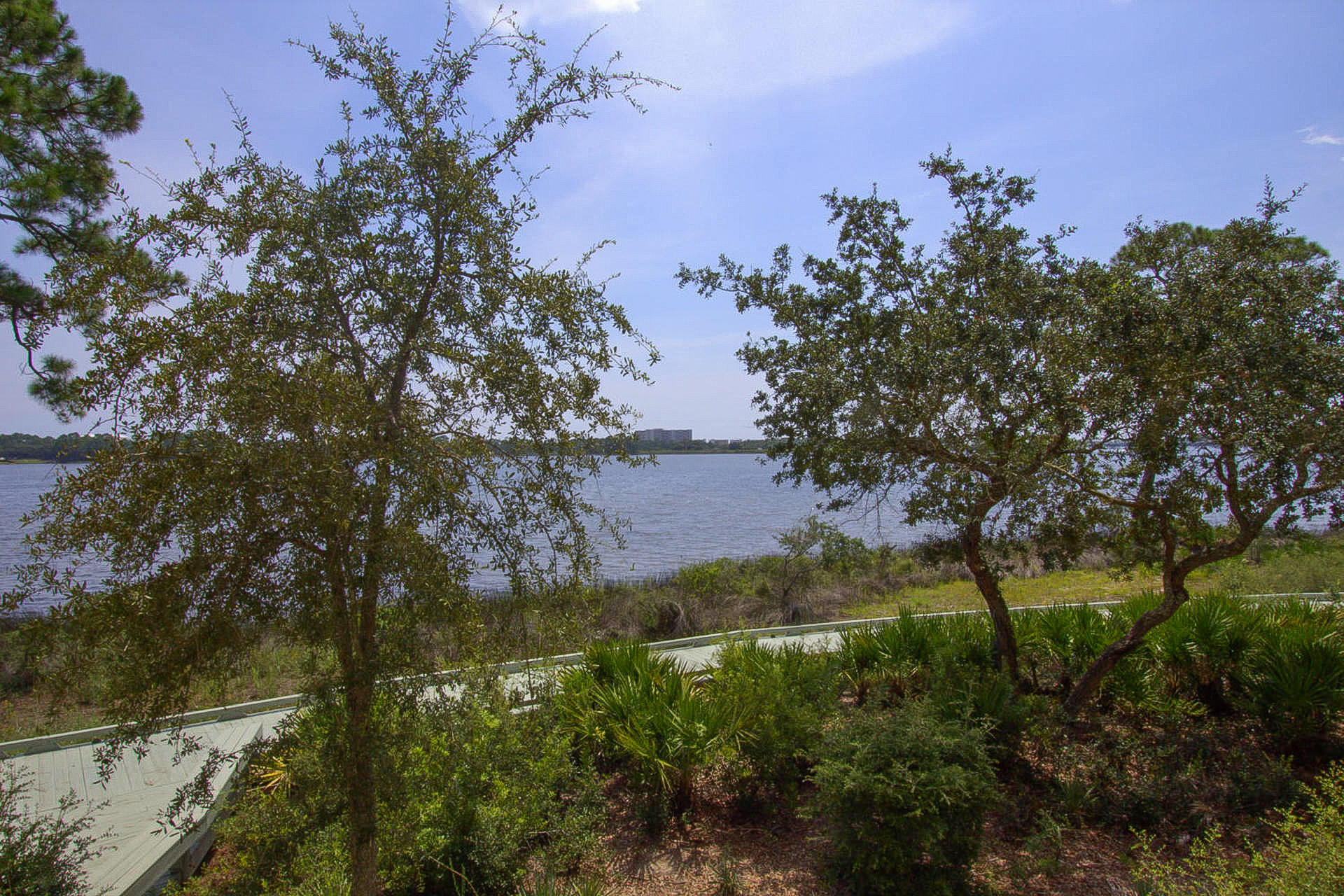 WILD HERON PHASE II - Land